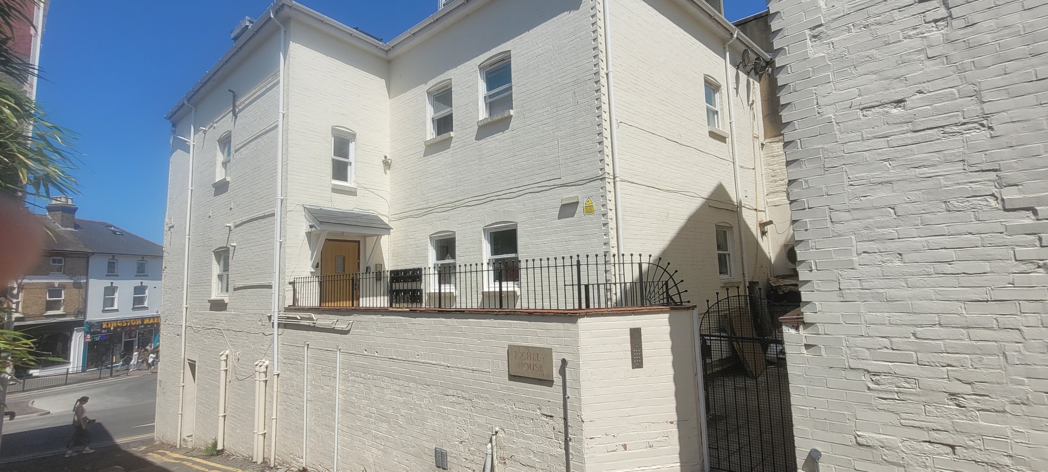 1 bed studio flat to rent in F8 Richley House, Bournemouth, bh2