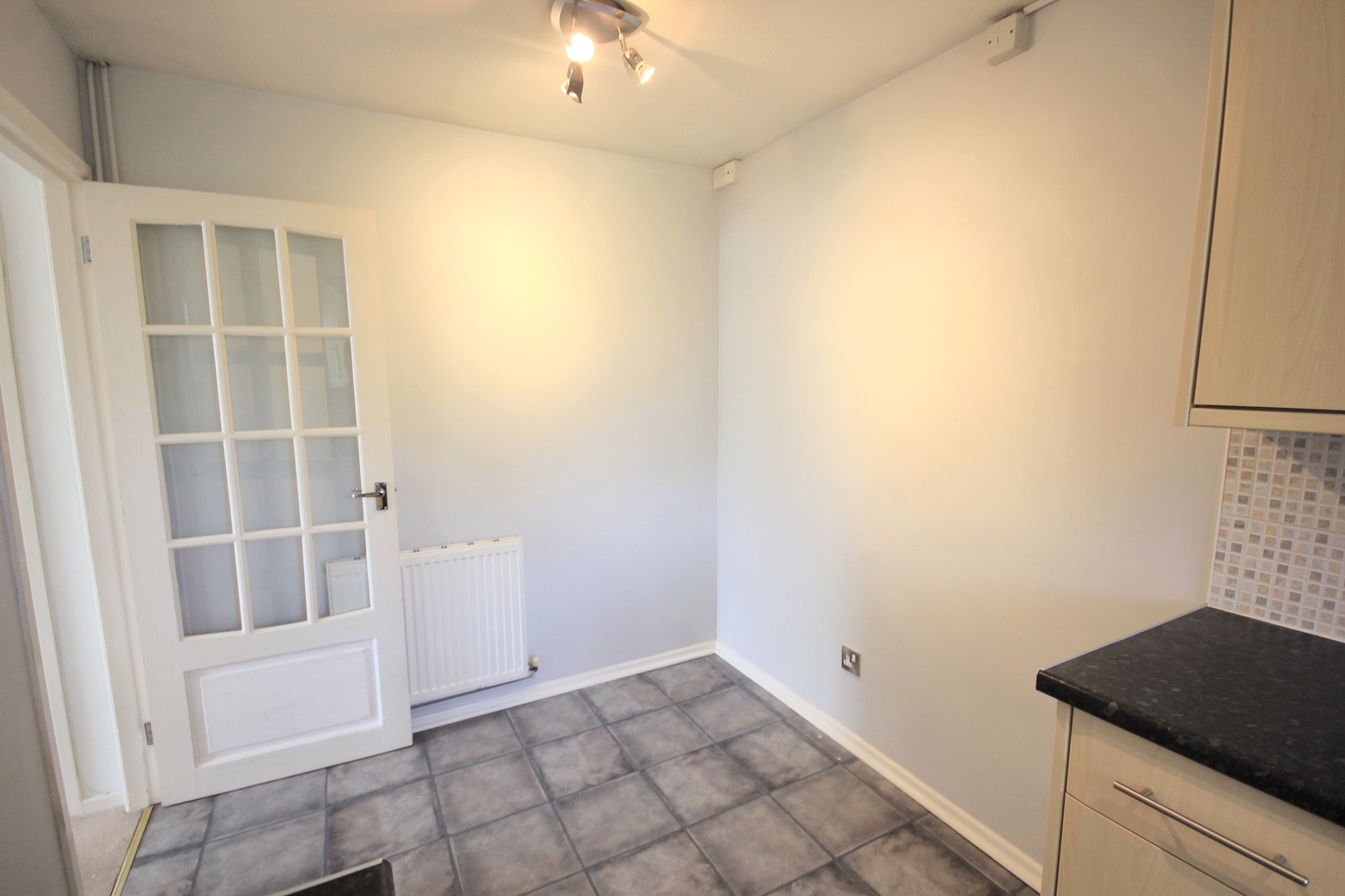 2 bed flat to rent in Pittmore Road, Christchurch  - Property Image 4