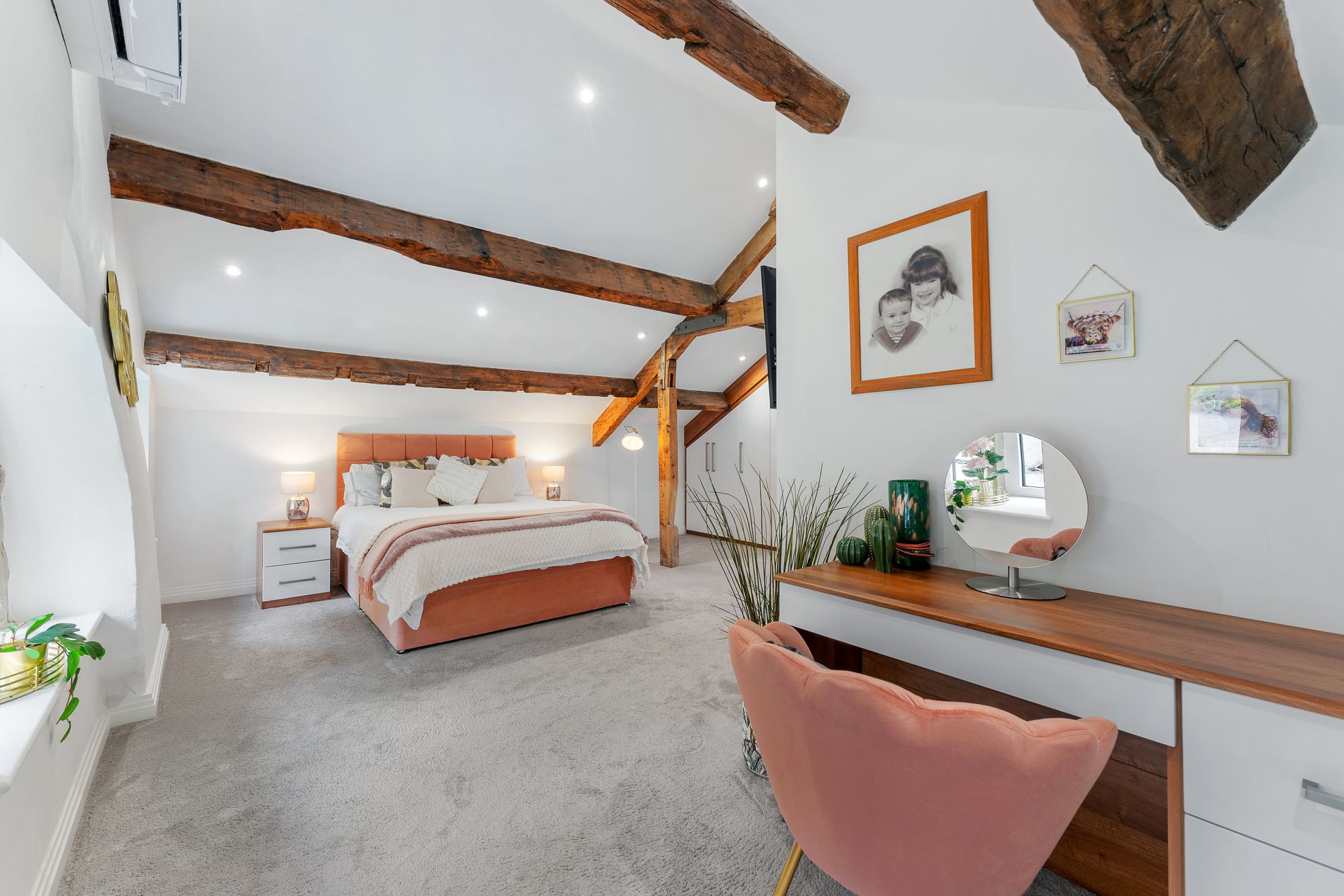 5 bed detached house for sale in New Barn, Saddleworth 37