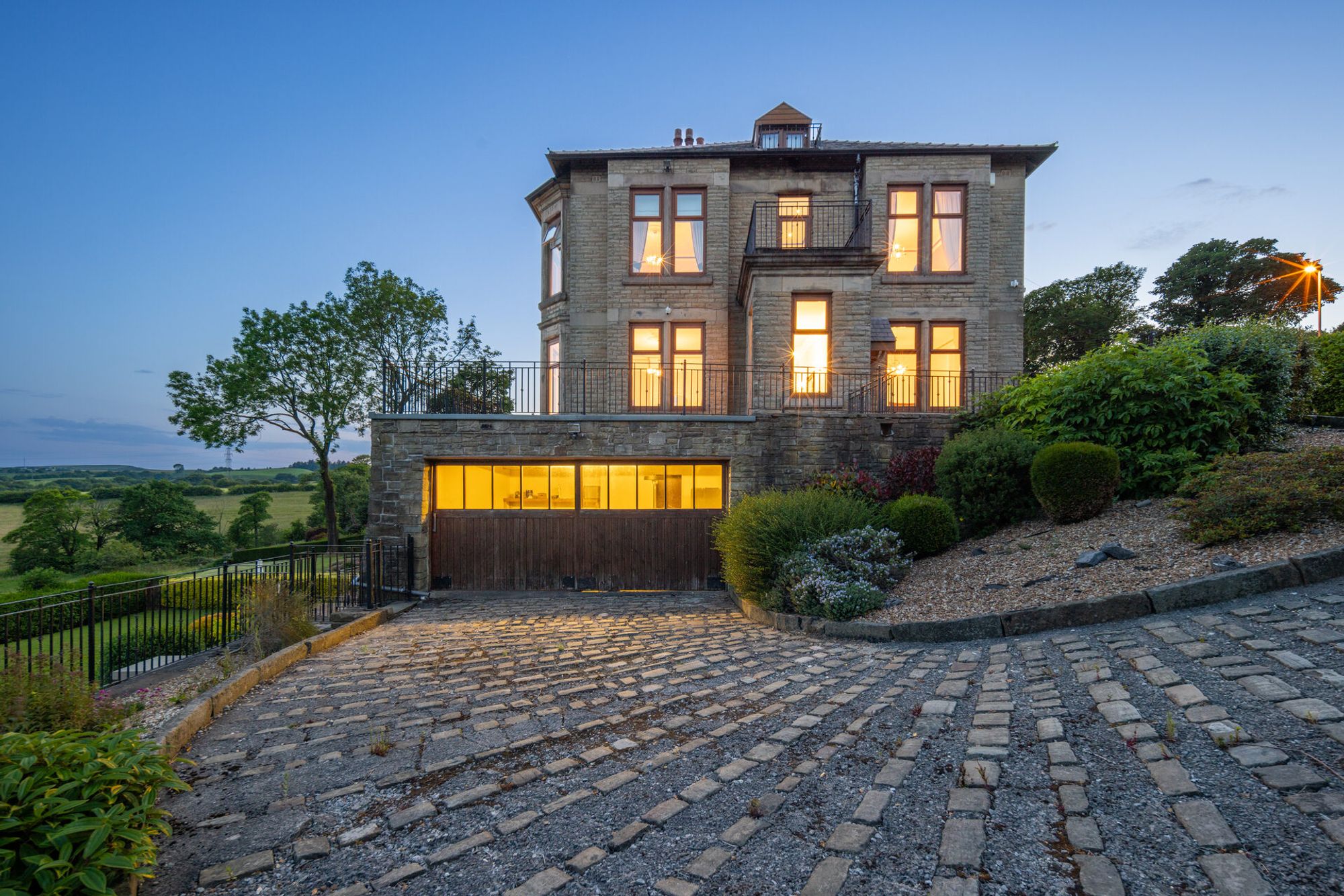 5 bed detached house for sale in Edenfield Road, Rochdale  - Property Image 63