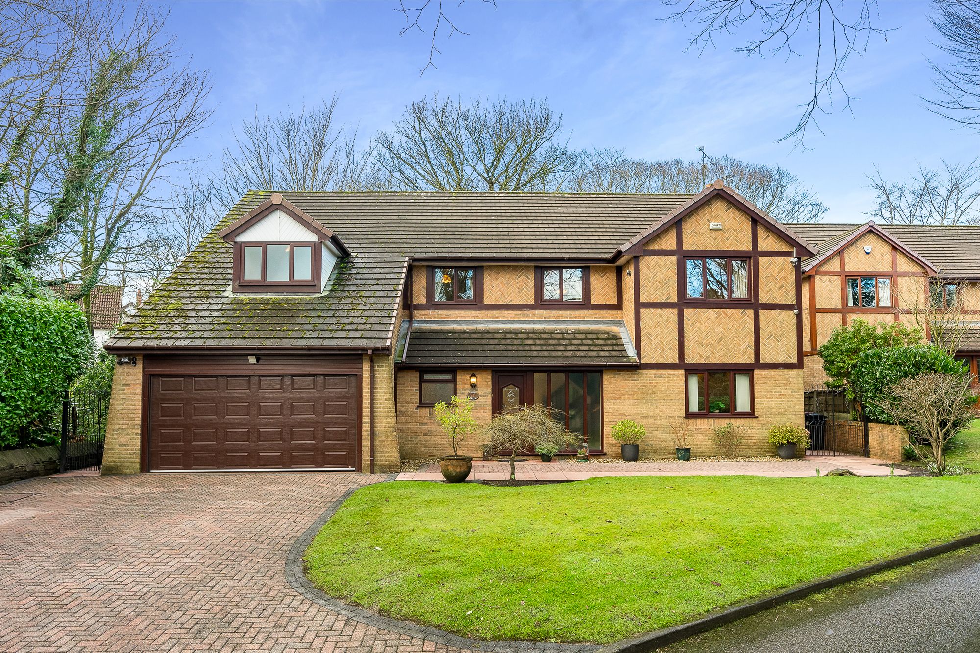 5 bed detached house for sale in New Hall Place, Bolton  - Property Image 38