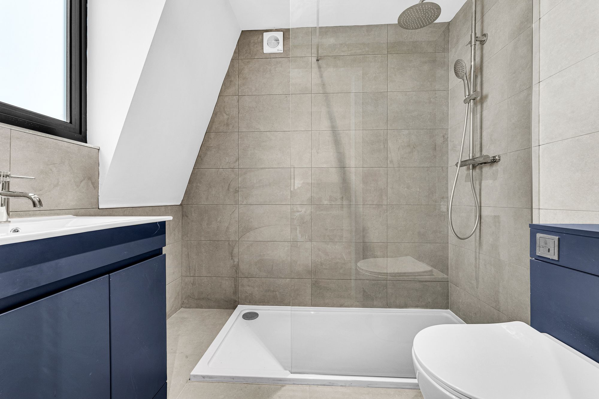 4 bed detached house for sale in Yew Tree Drive, Sale 38