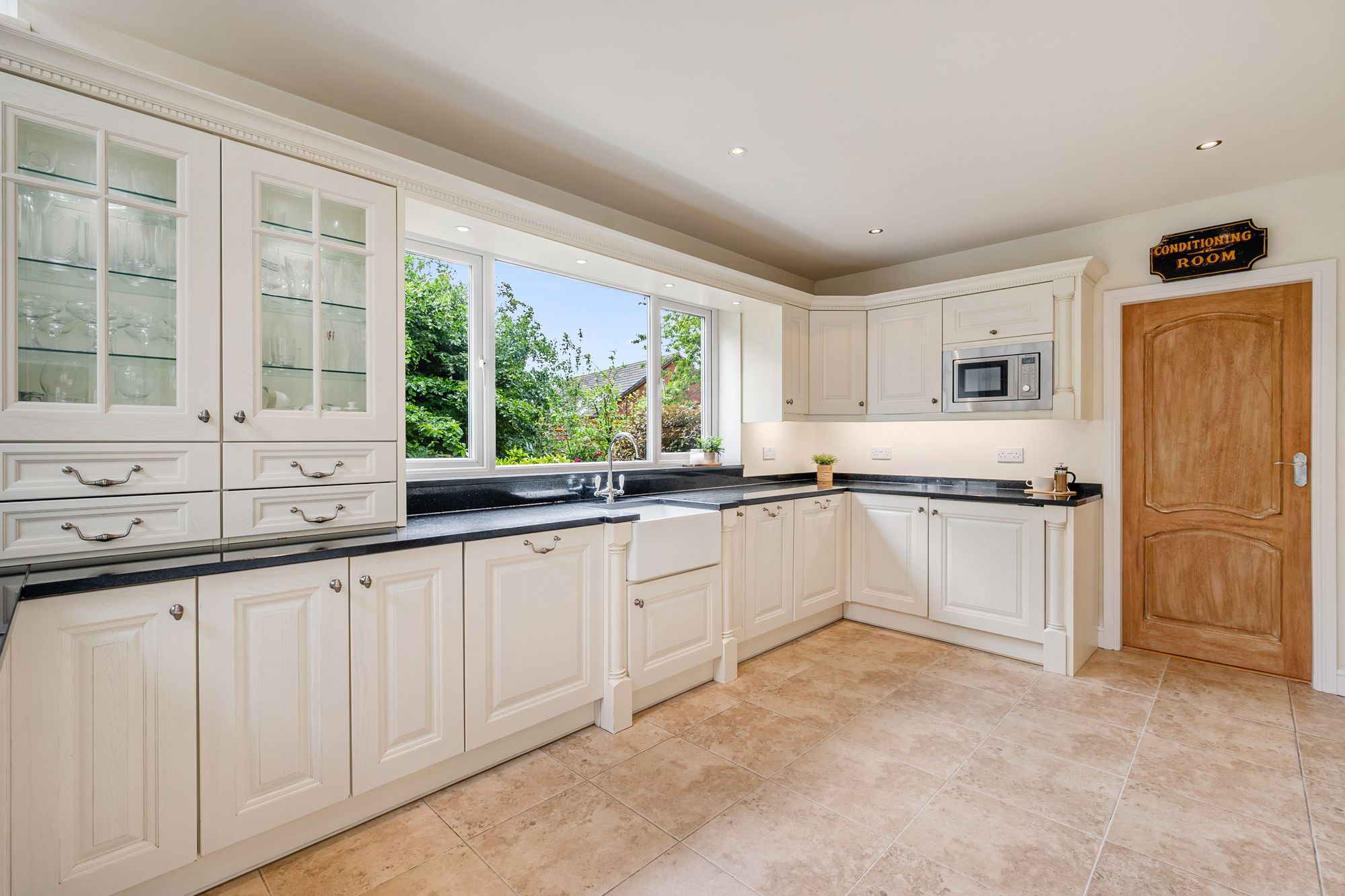 5 bed detached house for sale in Falshaw Drive, Bury 9