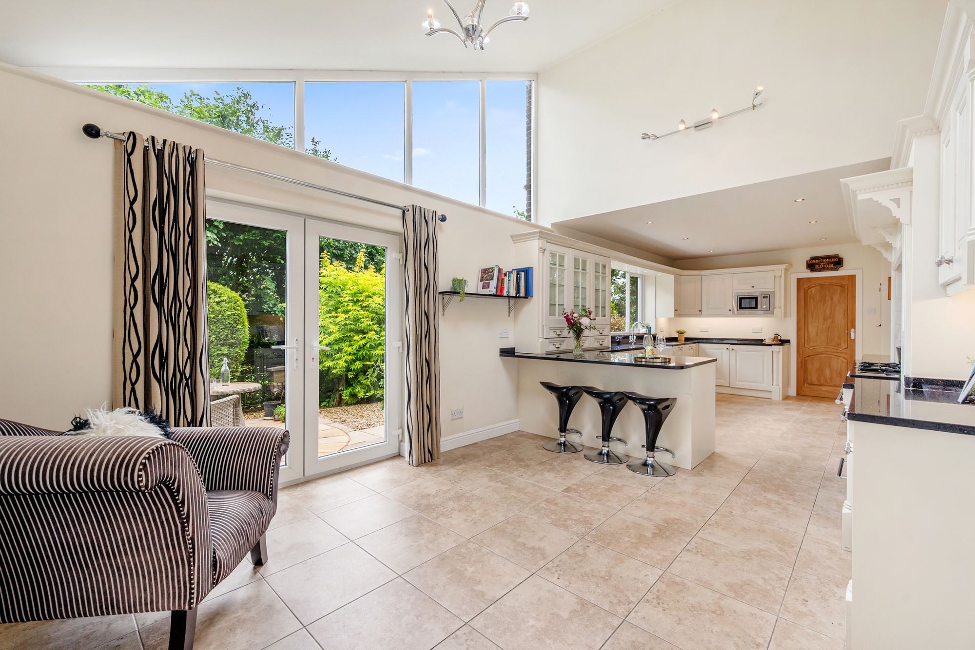 5 bed detached house for sale in Falshaw Drive, Bury 11