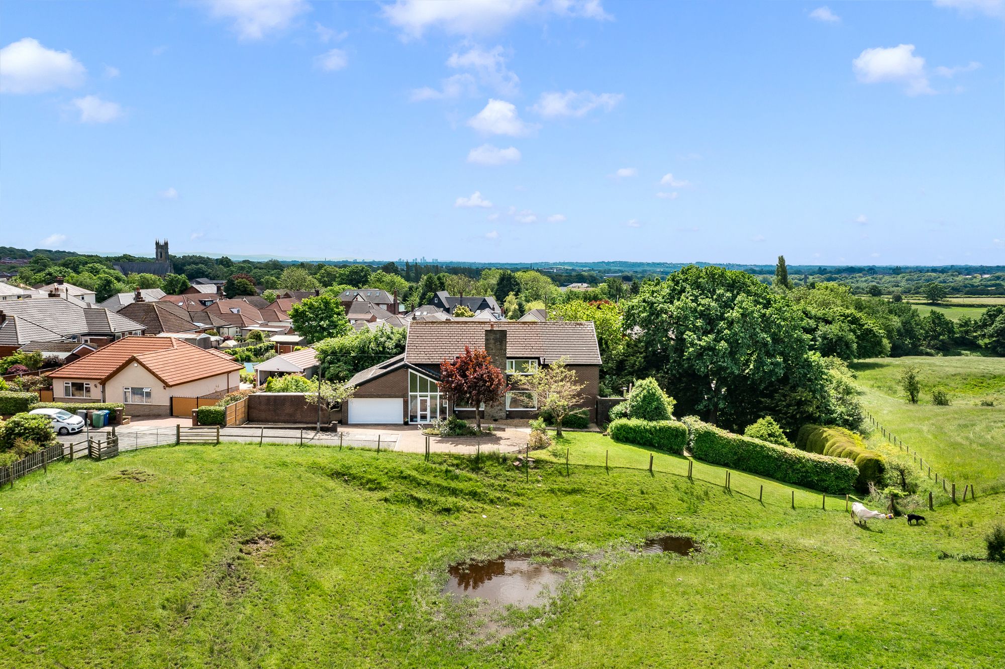 5 bed house for sale in Falshaw Drive, Bury  - Property Image 1