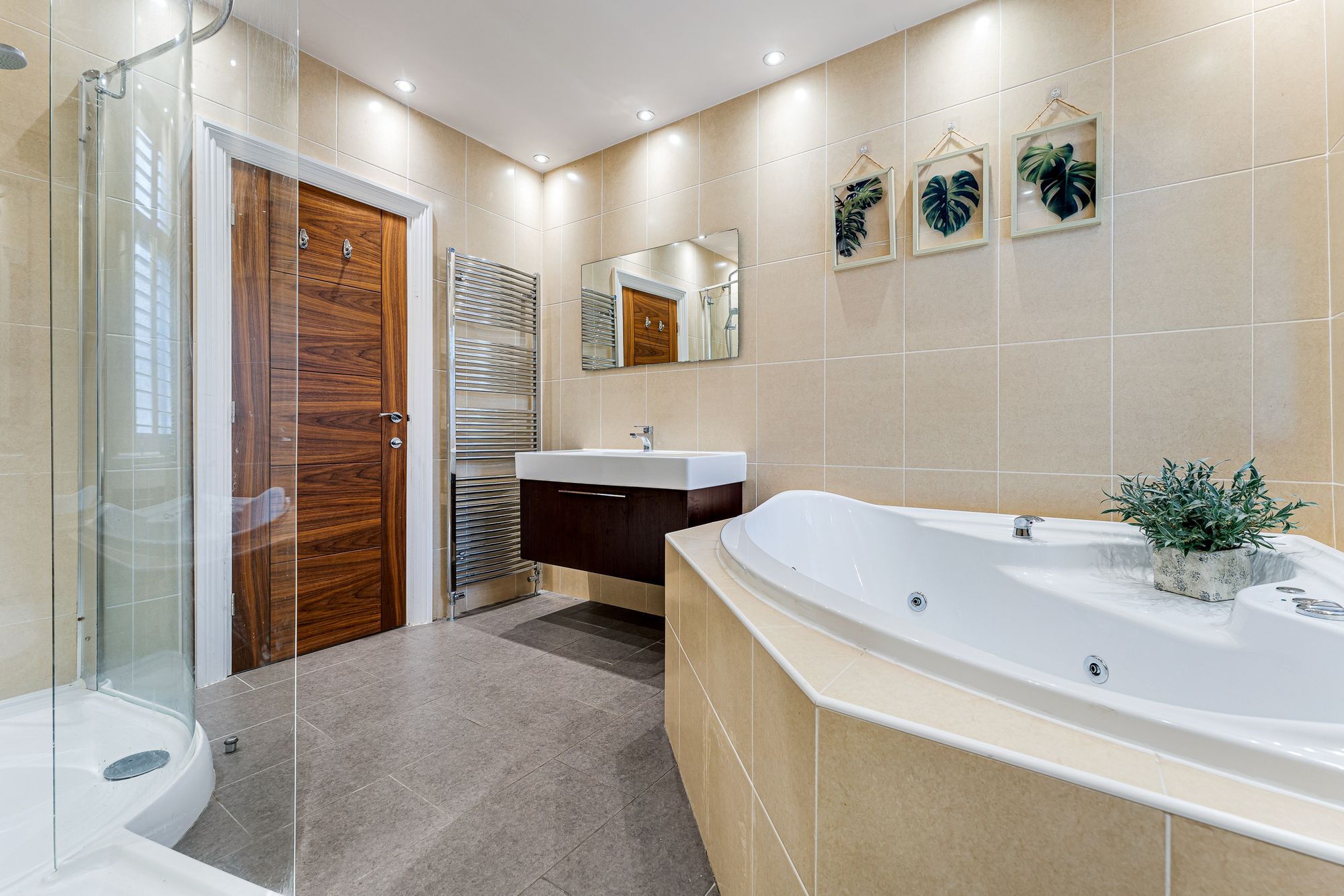 5 bed detached house for sale in Darwen Road, Bolton 46