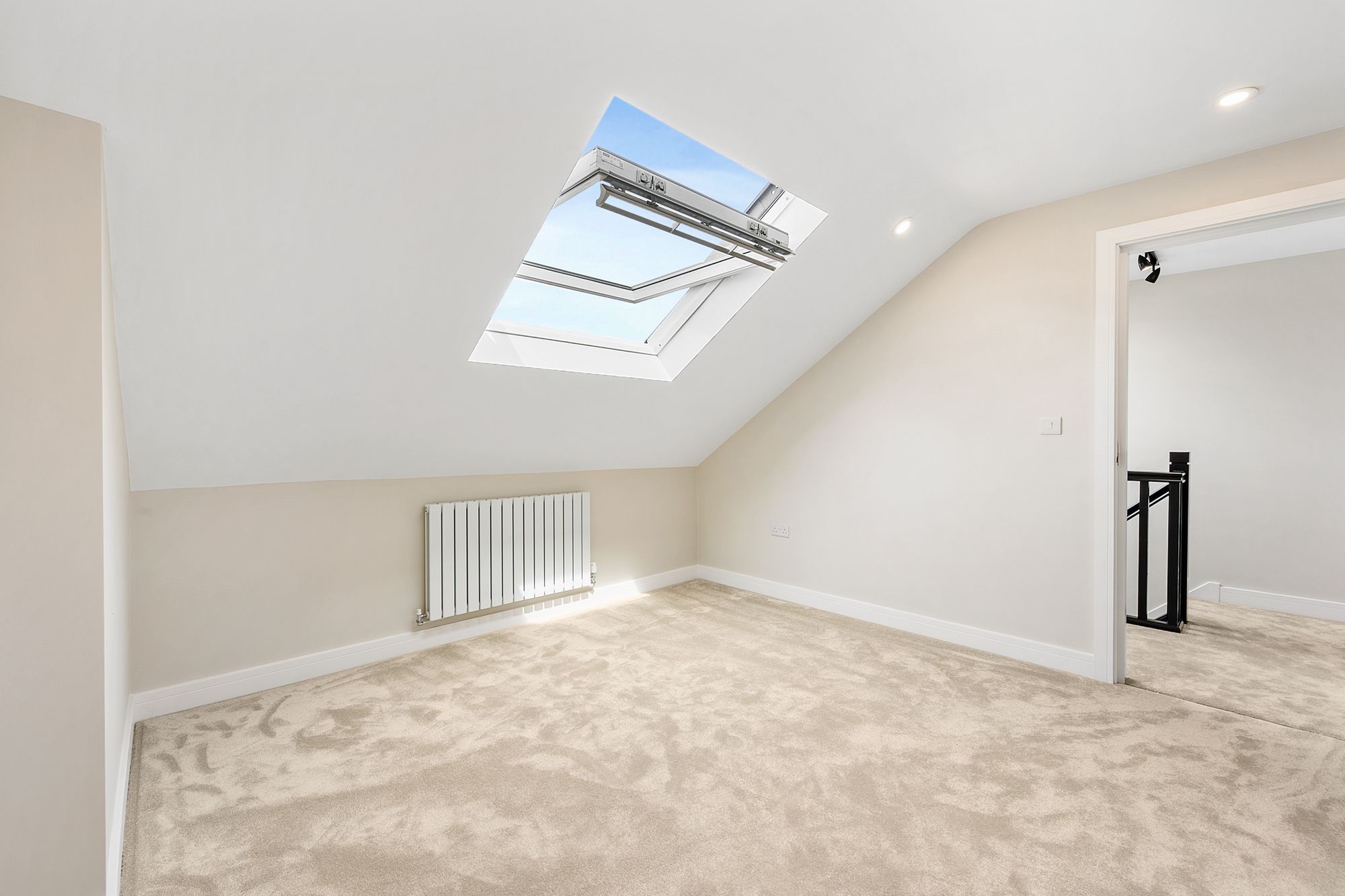 4 bed semi-detached house for sale in Park Avenue, Bury  - Property Image 38