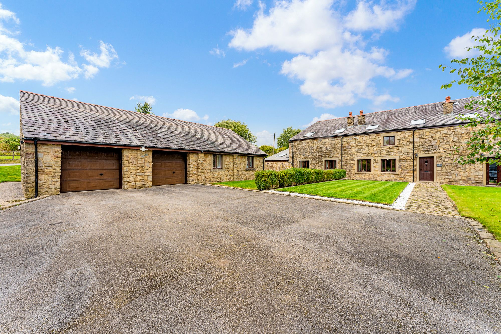4 bed for sale in Scout Road, Bolton  - Property Image 41