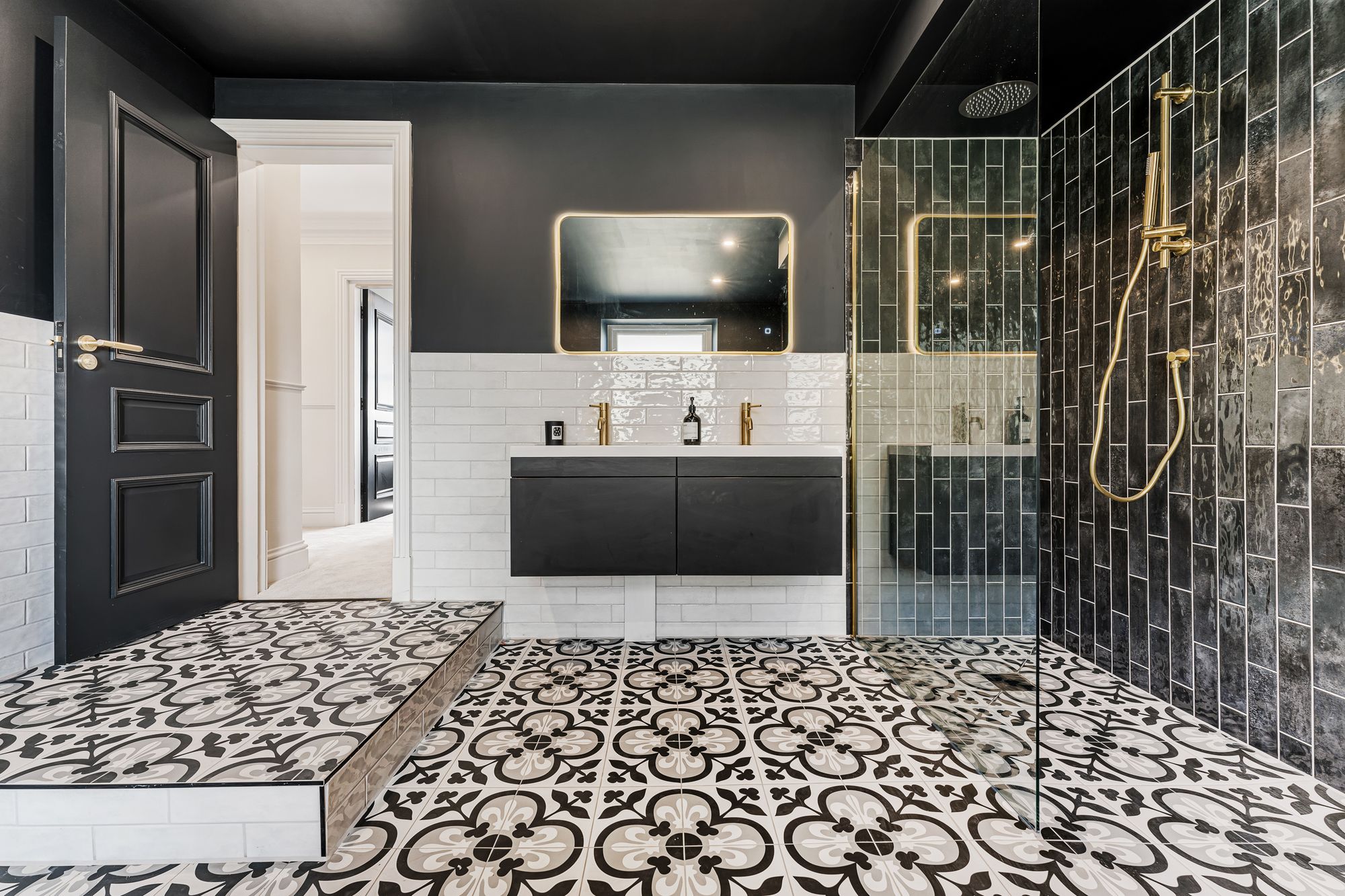 4 bed terraced house for sale in Tanners Street, Bury 37