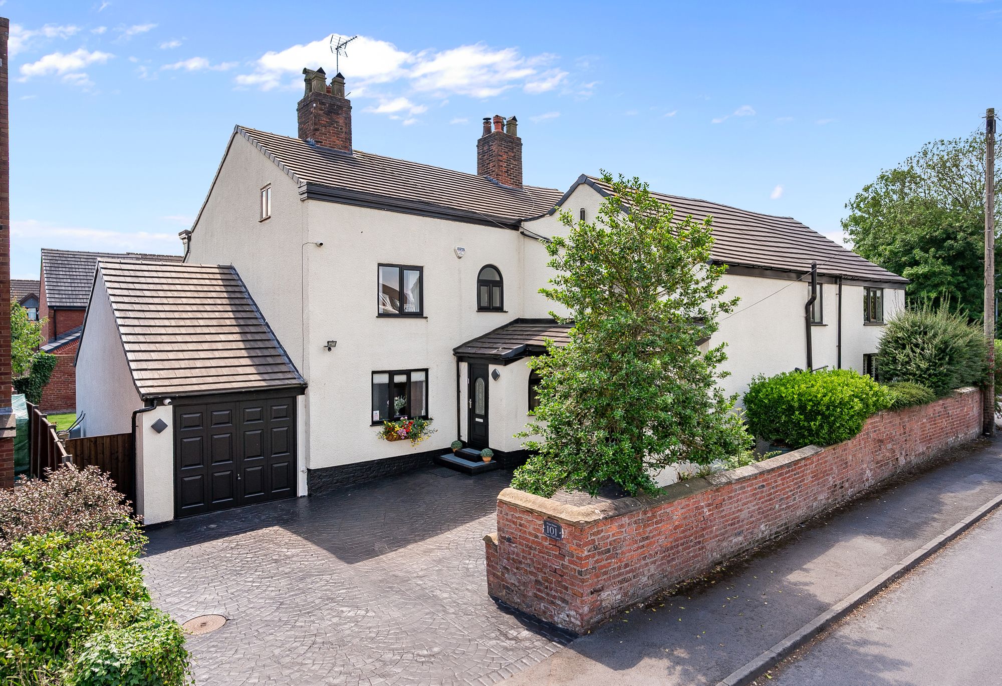 6 bed detached house for sale in Vicars Hall Lane, Manchester  - Property Image 46