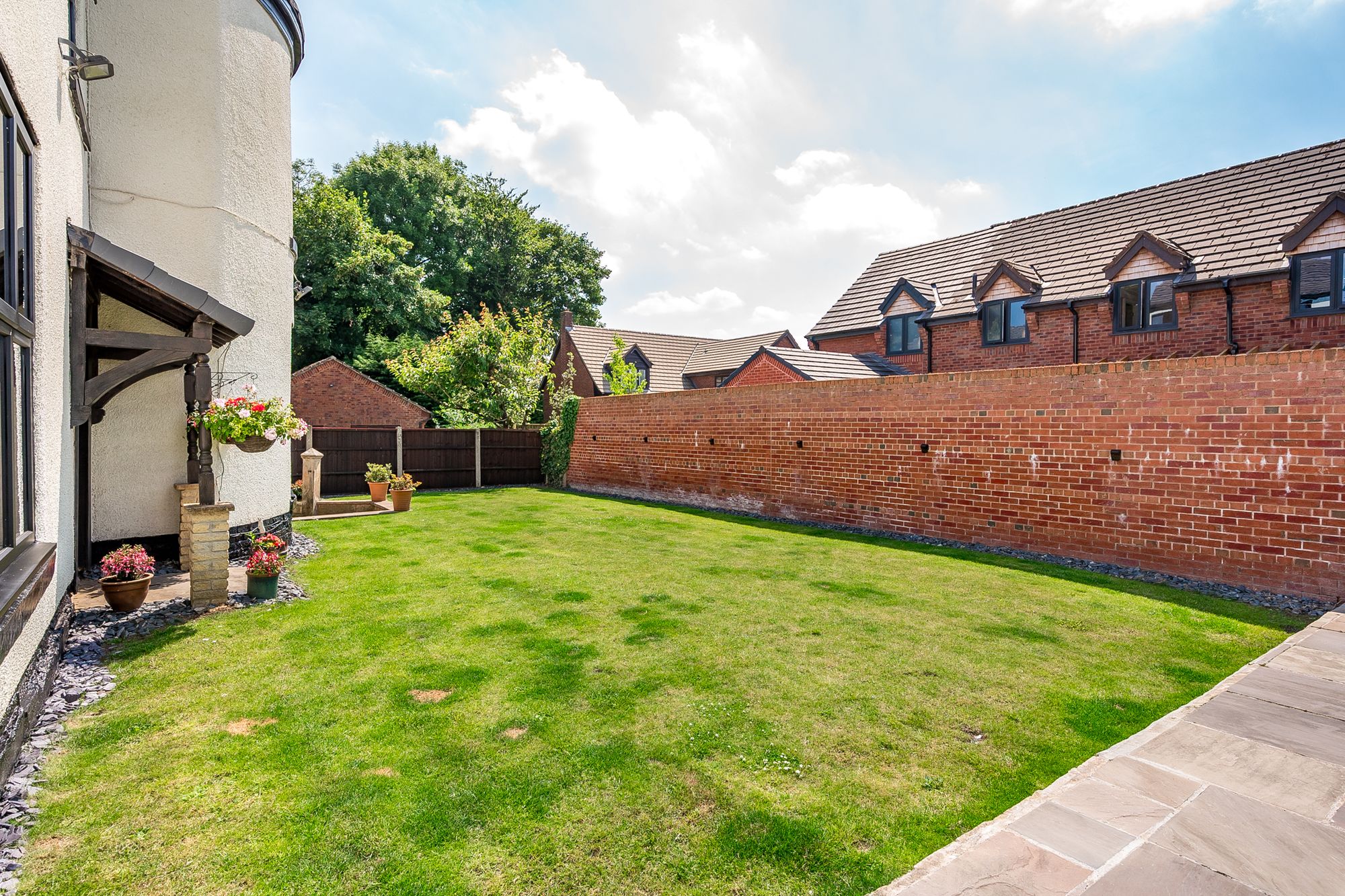 6 bed house for sale in Vicars Hall Lane, Manchester  - Property Image 45