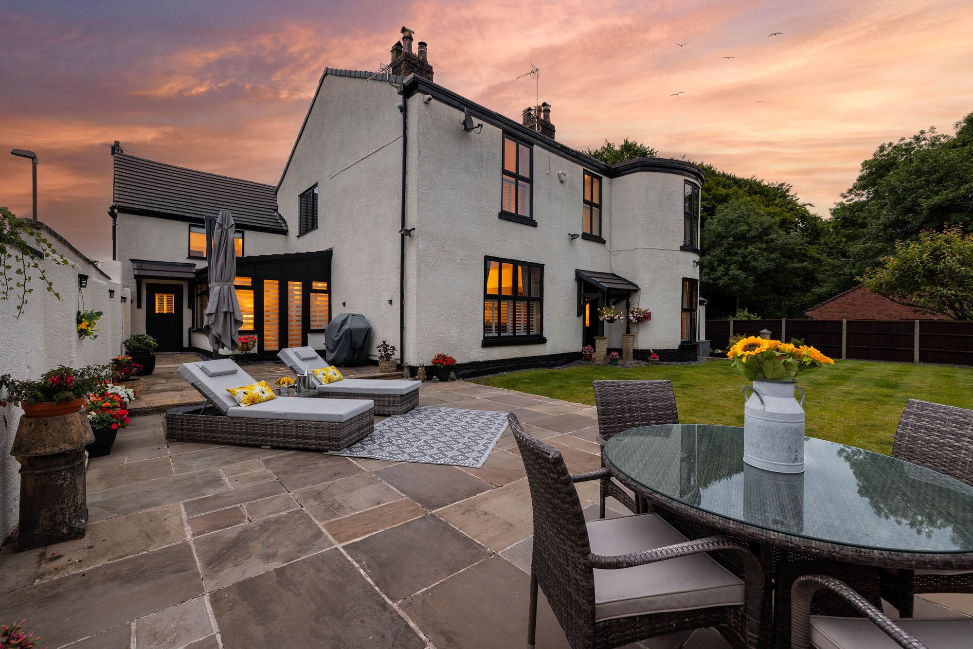 6 bed house for sale in Vicars Hall Lane, Manchester  - Property Image 1