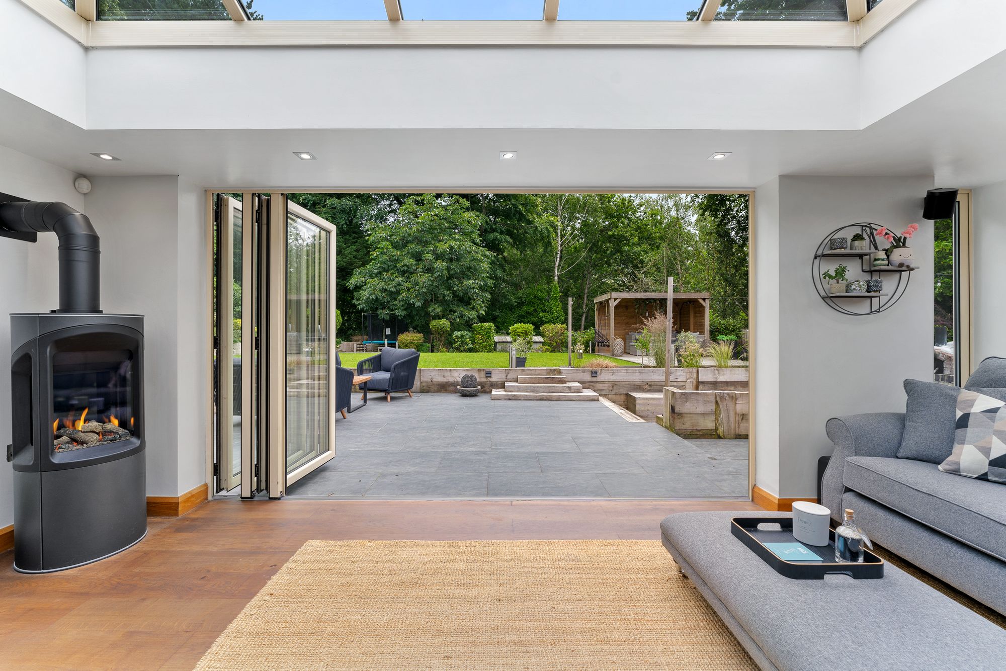 4 bed bungalow for sale in Alder Grove, Bolton 2