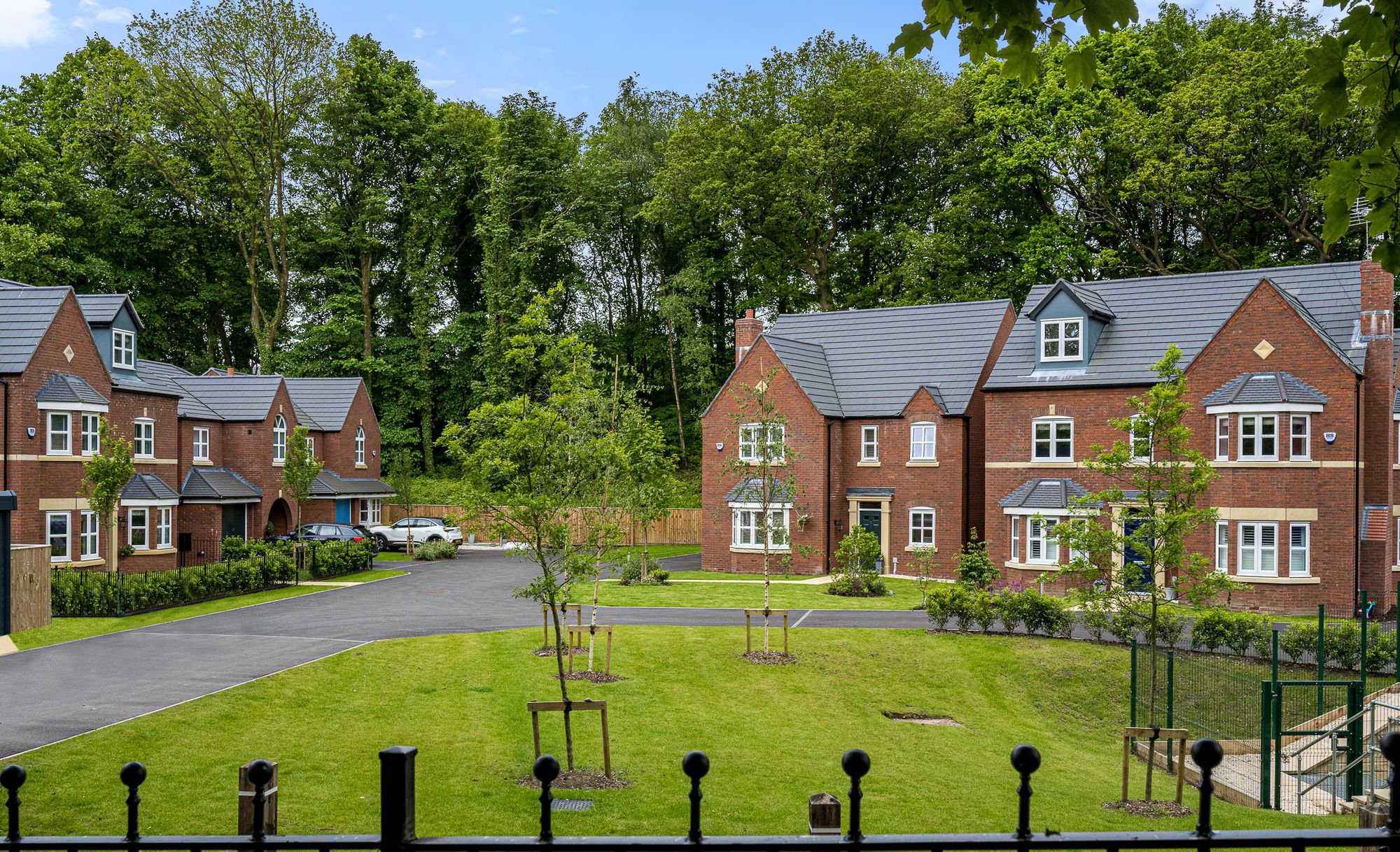 4 bed detached house for sale in Boothwood Stile, Bury 3