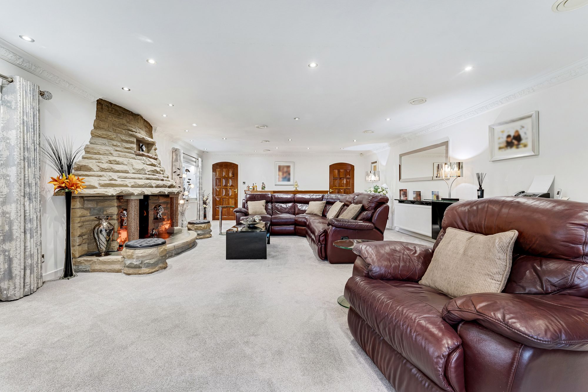 4 bed detached house for sale in Holme Lane, Rossendale 2