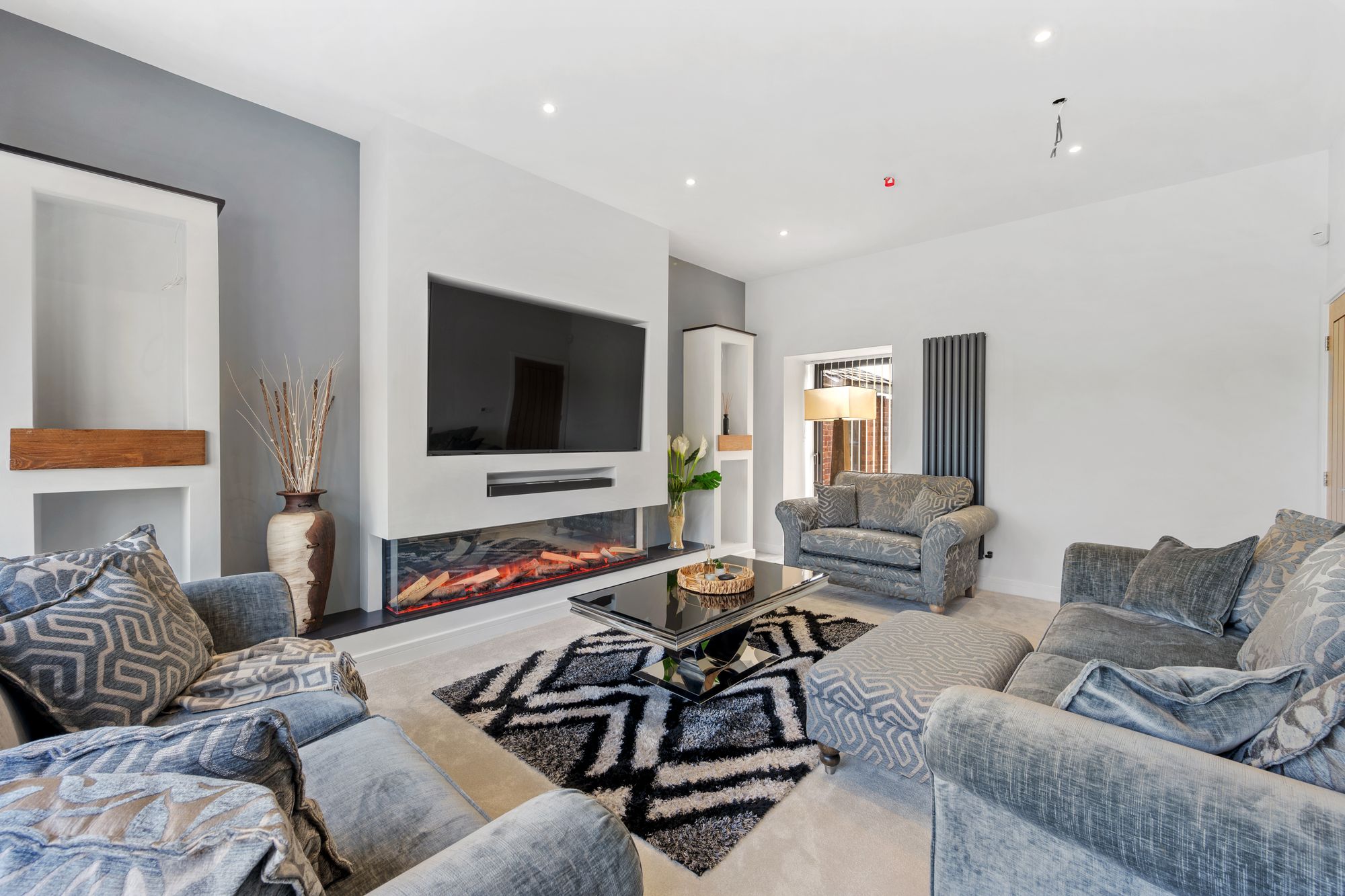 4 bed terraced house for sale in Knowsley Road, Bolton 6