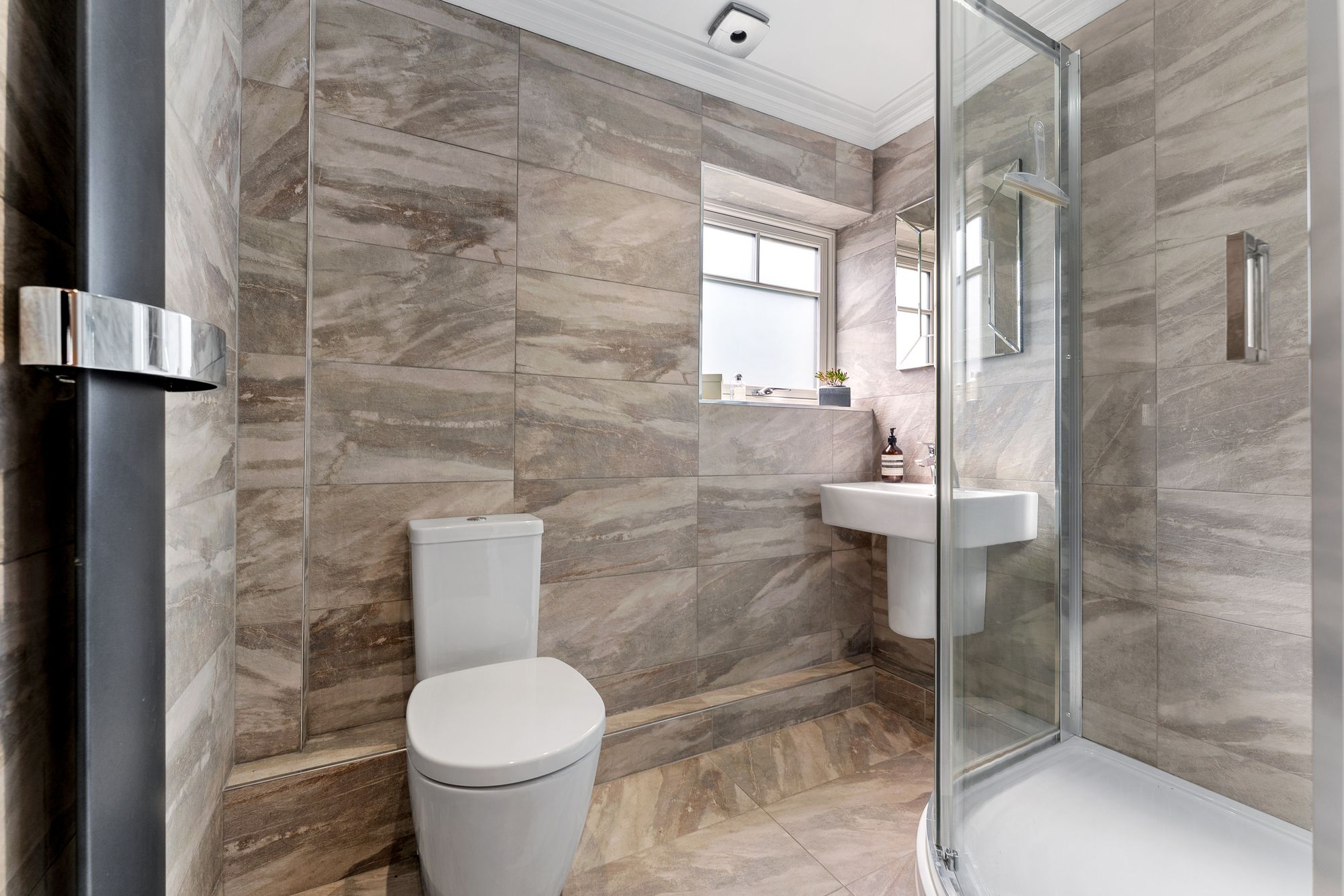 5 bed semi-detached house for sale in Victoria Road, Bolton 20