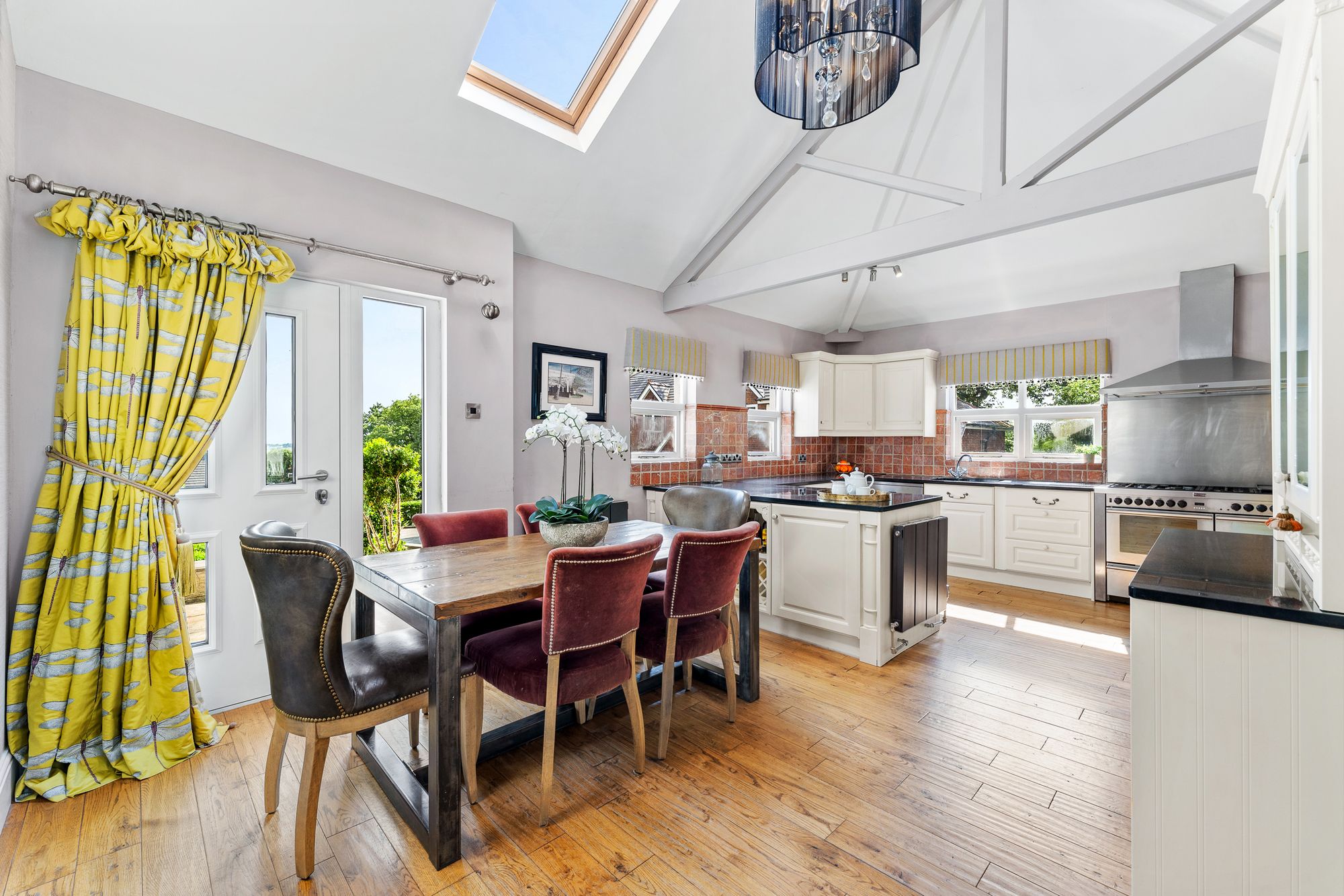 5 bed semi-detached house for sale in Victoria Road, Bolton 9