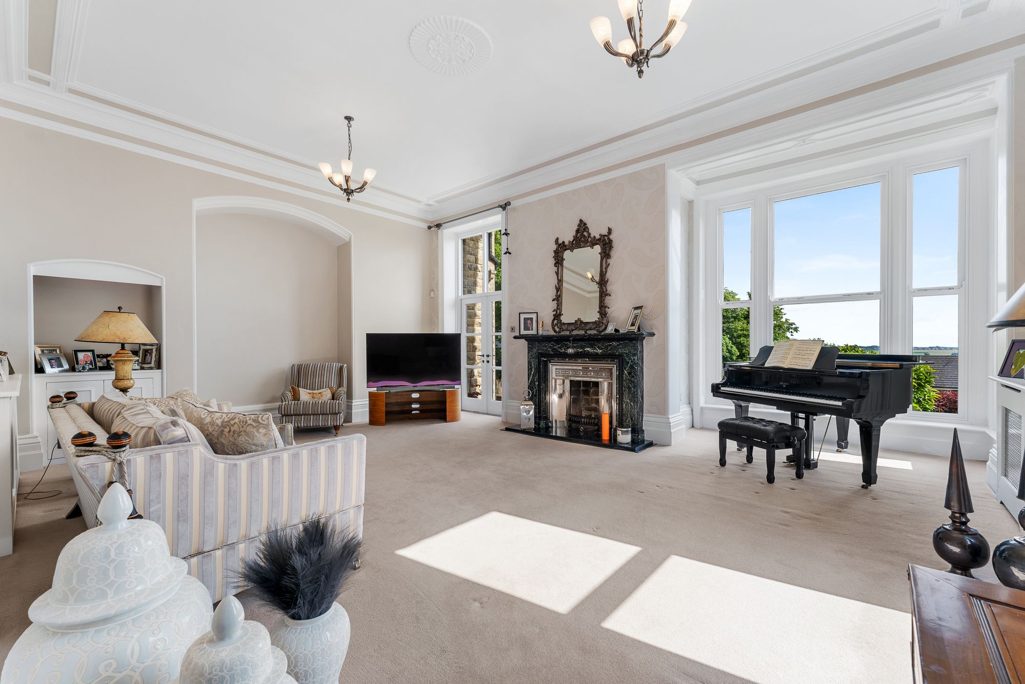 5 bed semi-detached house for sale in Victoria Road, Bolton 1