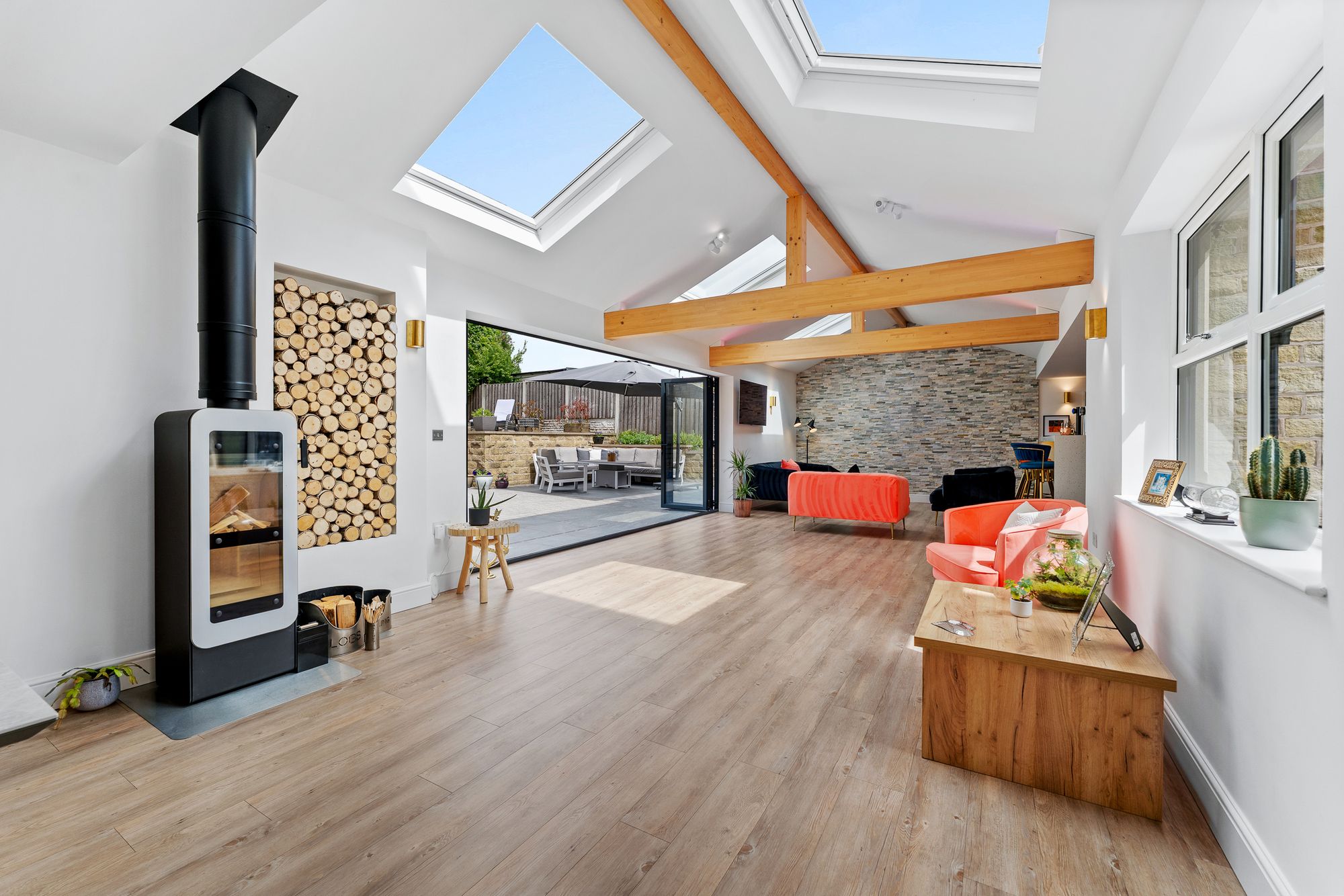 6 bed detached house for sale in Newington Drive, Bury  - Property Image 3