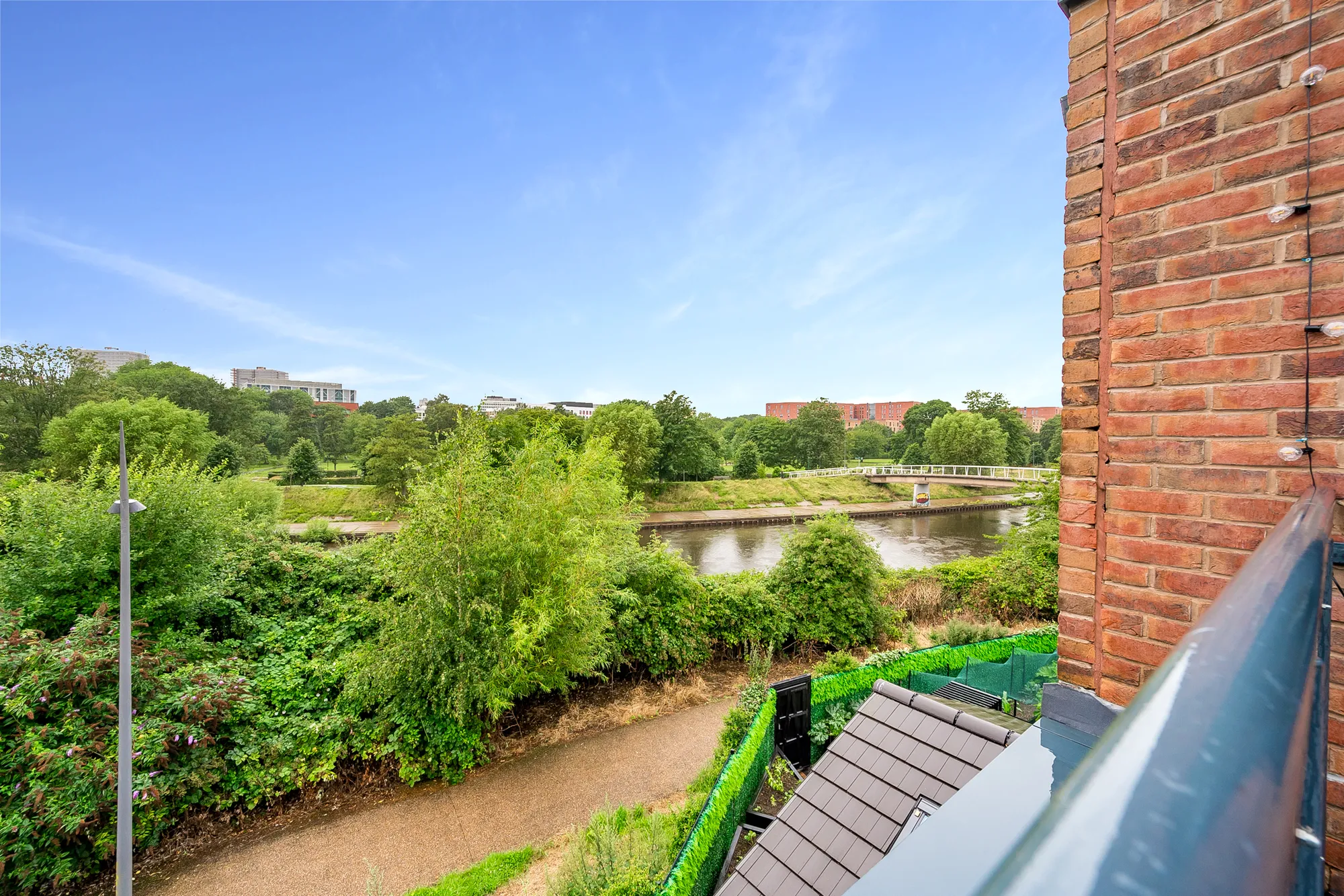 4 bed detached house for sale in Cranesbill Close, Salford  - Property Image 35