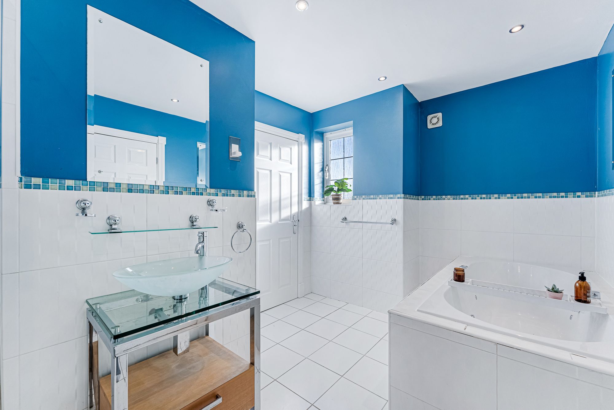 6 bed detached house for sale in The Keep, Bolton 39