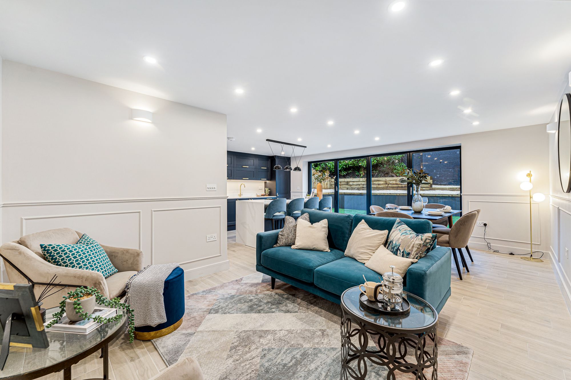 5 bed detached house for sale in Park Avenue, Bury 3