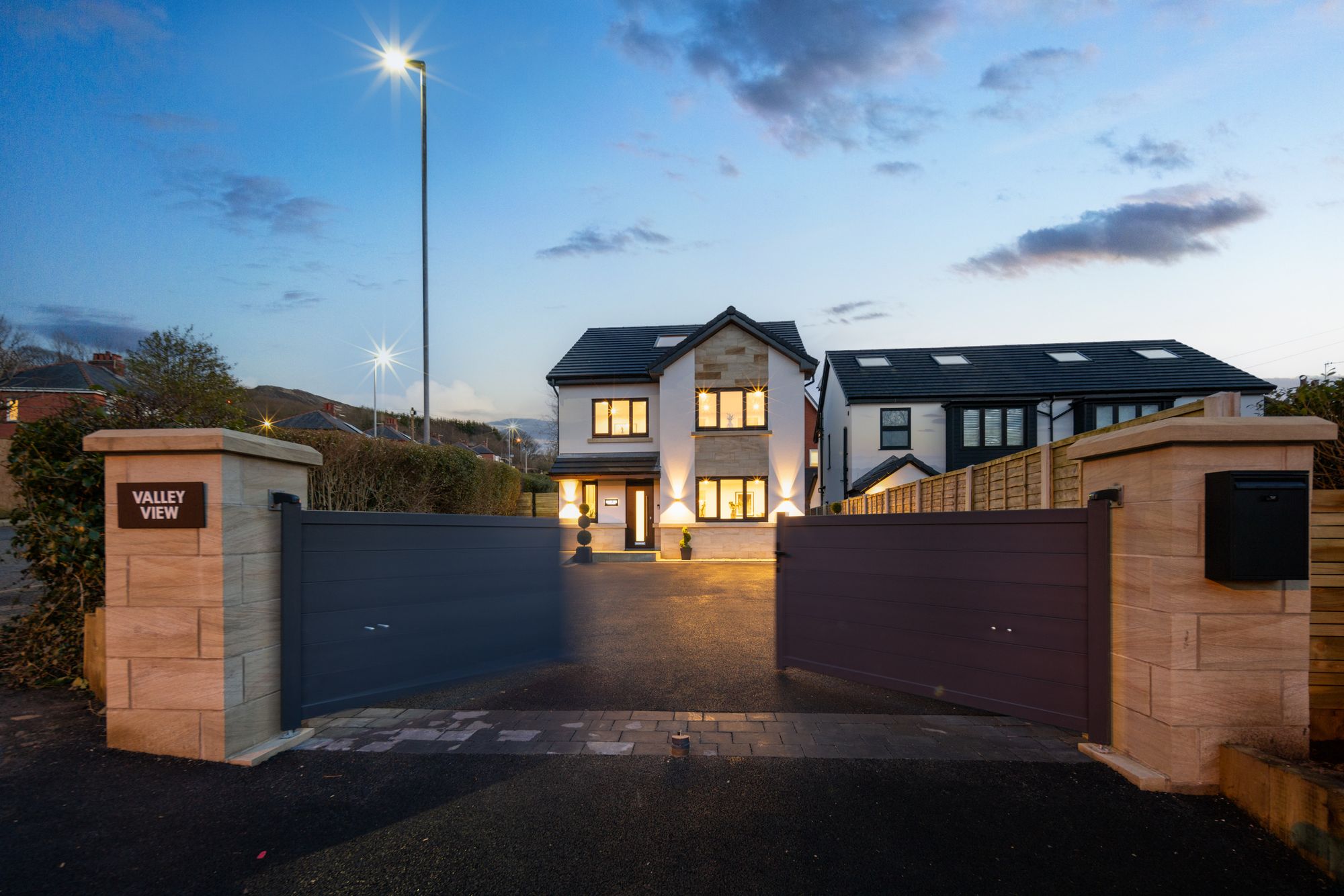 5 bed detached house for sale in Park Avenue, Bury  - Property Image 54