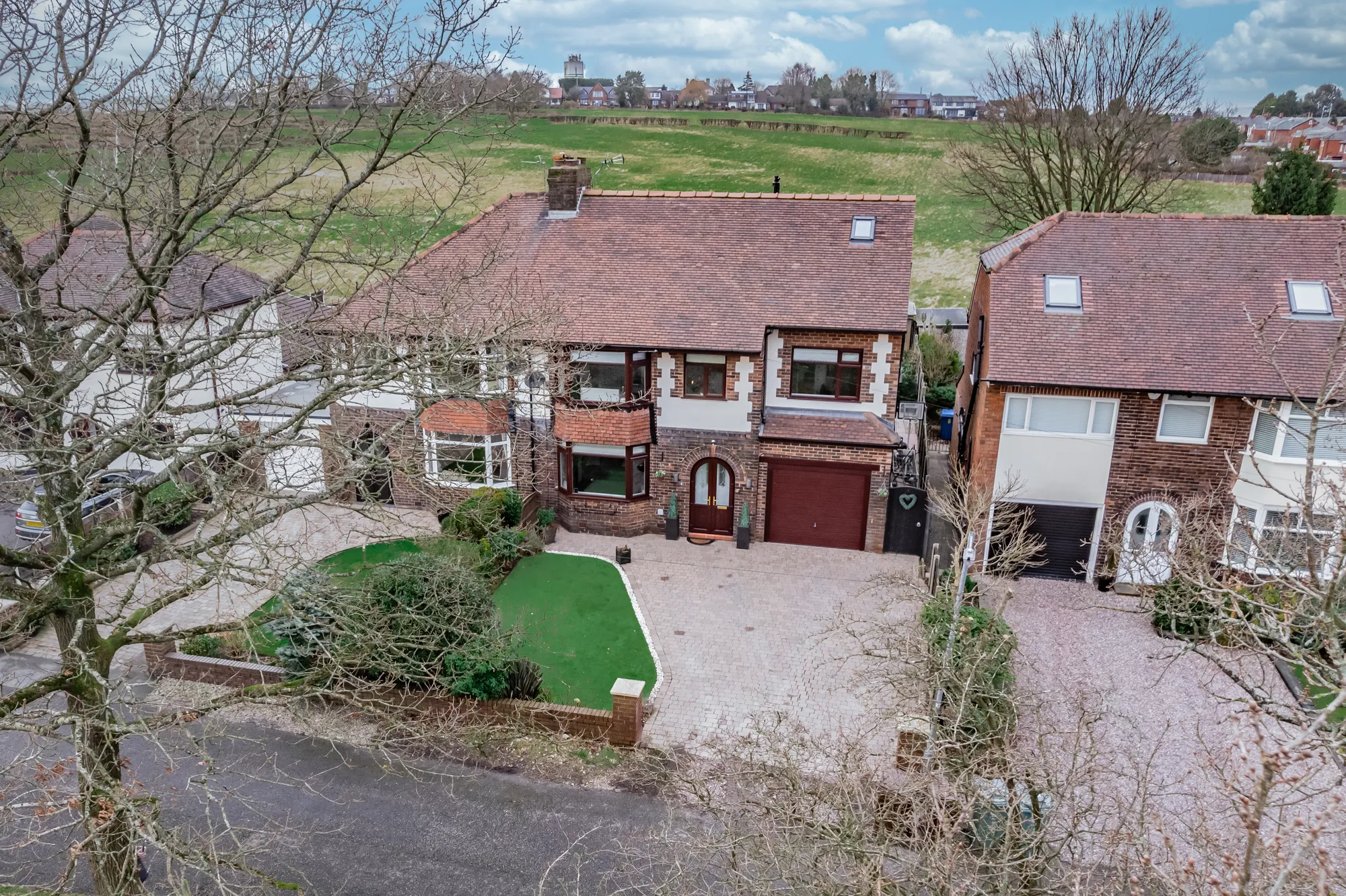 4 bed semi-detached house for sale in Higher Pitt Lane, Manchester  - Property Image 5