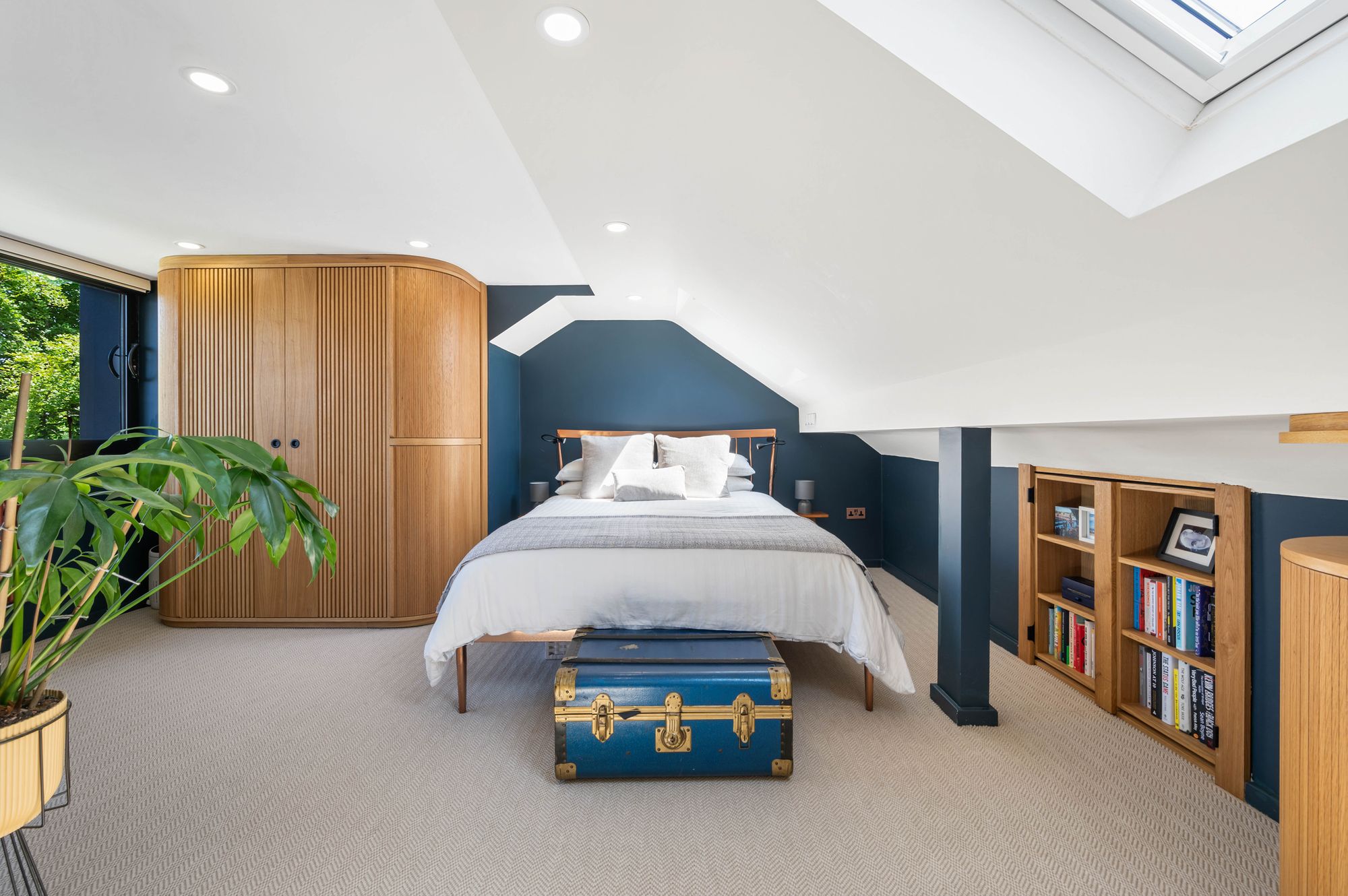 4 bed semi-detached house for sale in Pine Grove, Manchester 33