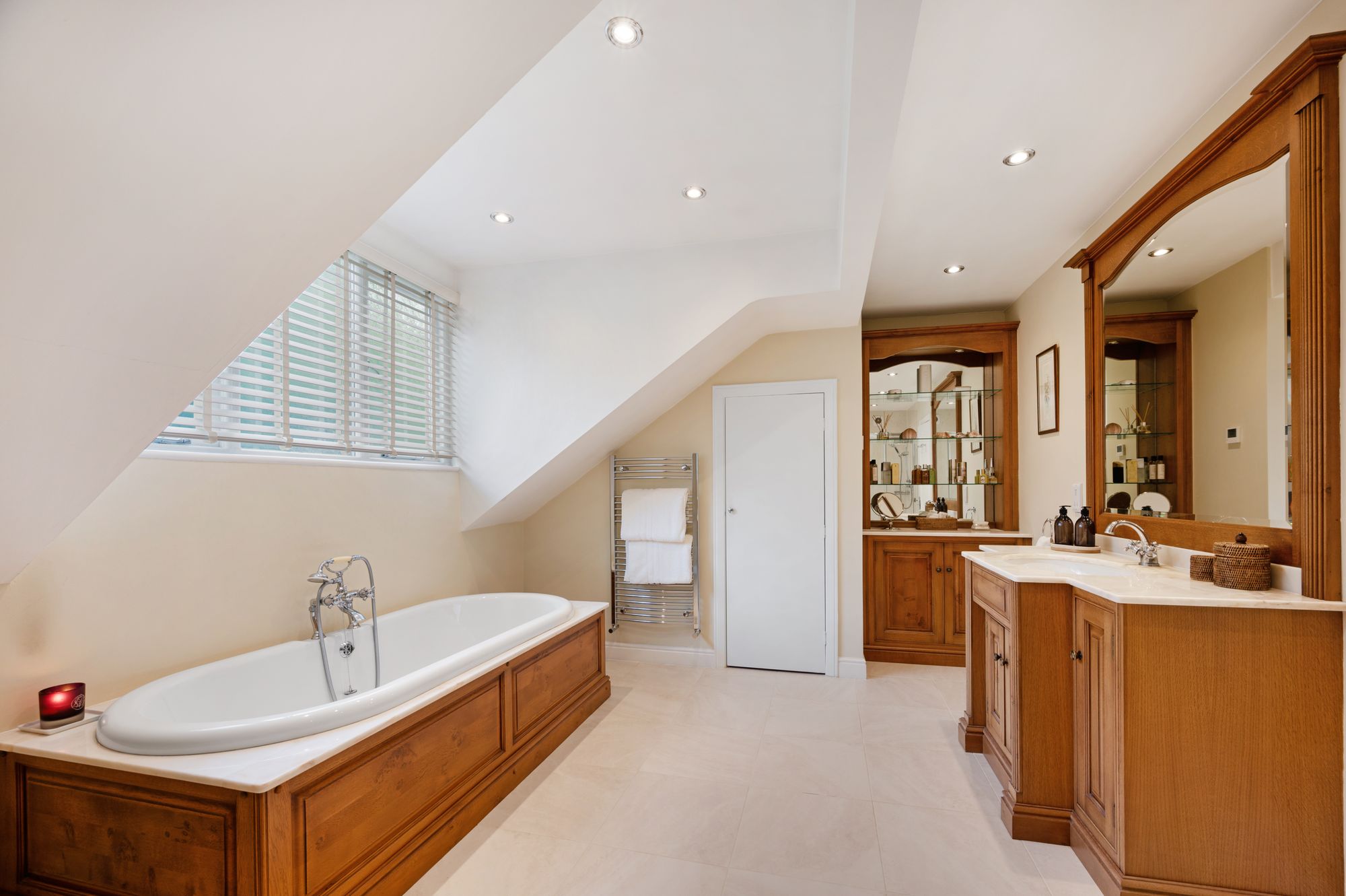 5 bed house for sale in New Hall Place, Bolton 28