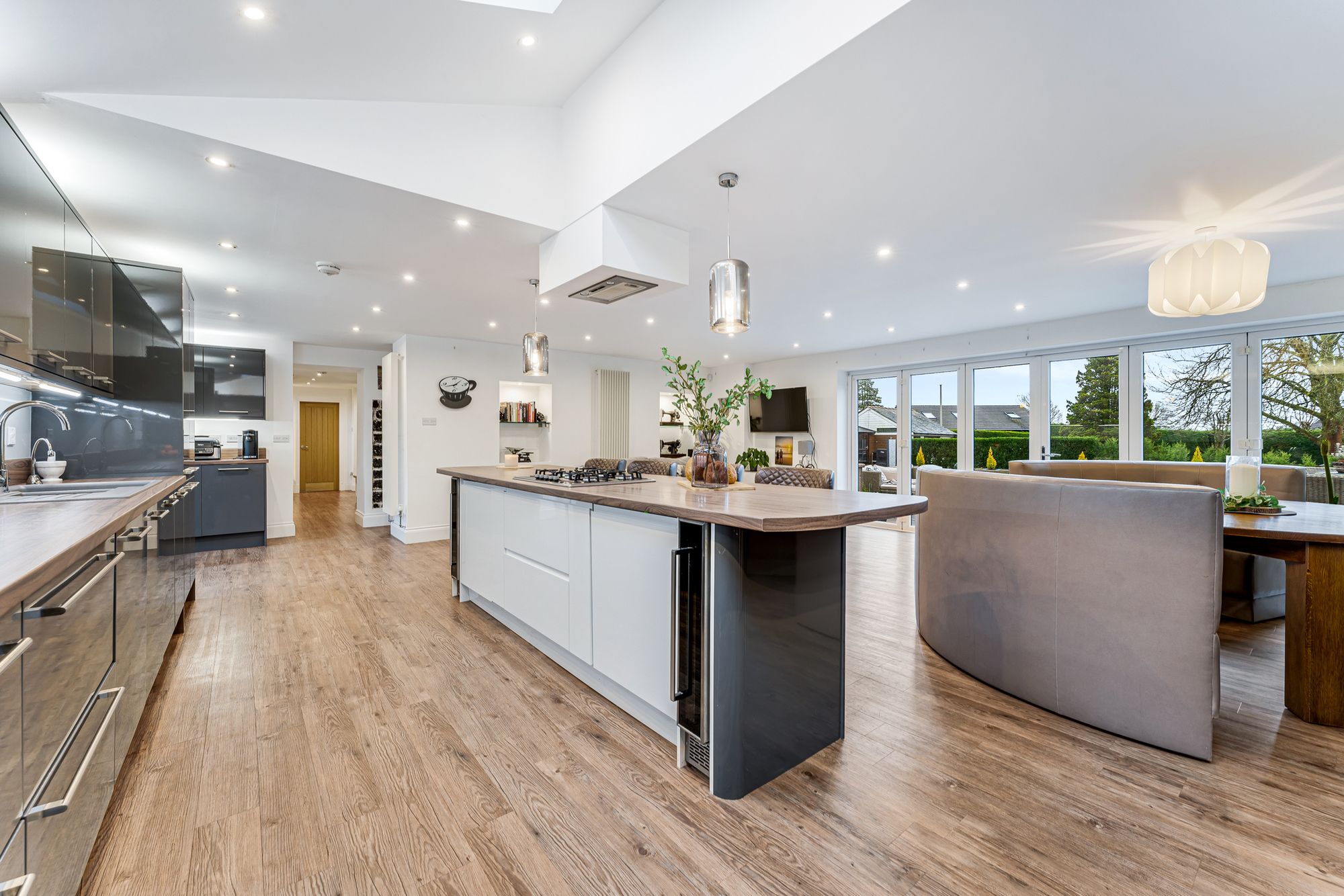 5 bed detached house for sale in Hayfield Close, Bury 8