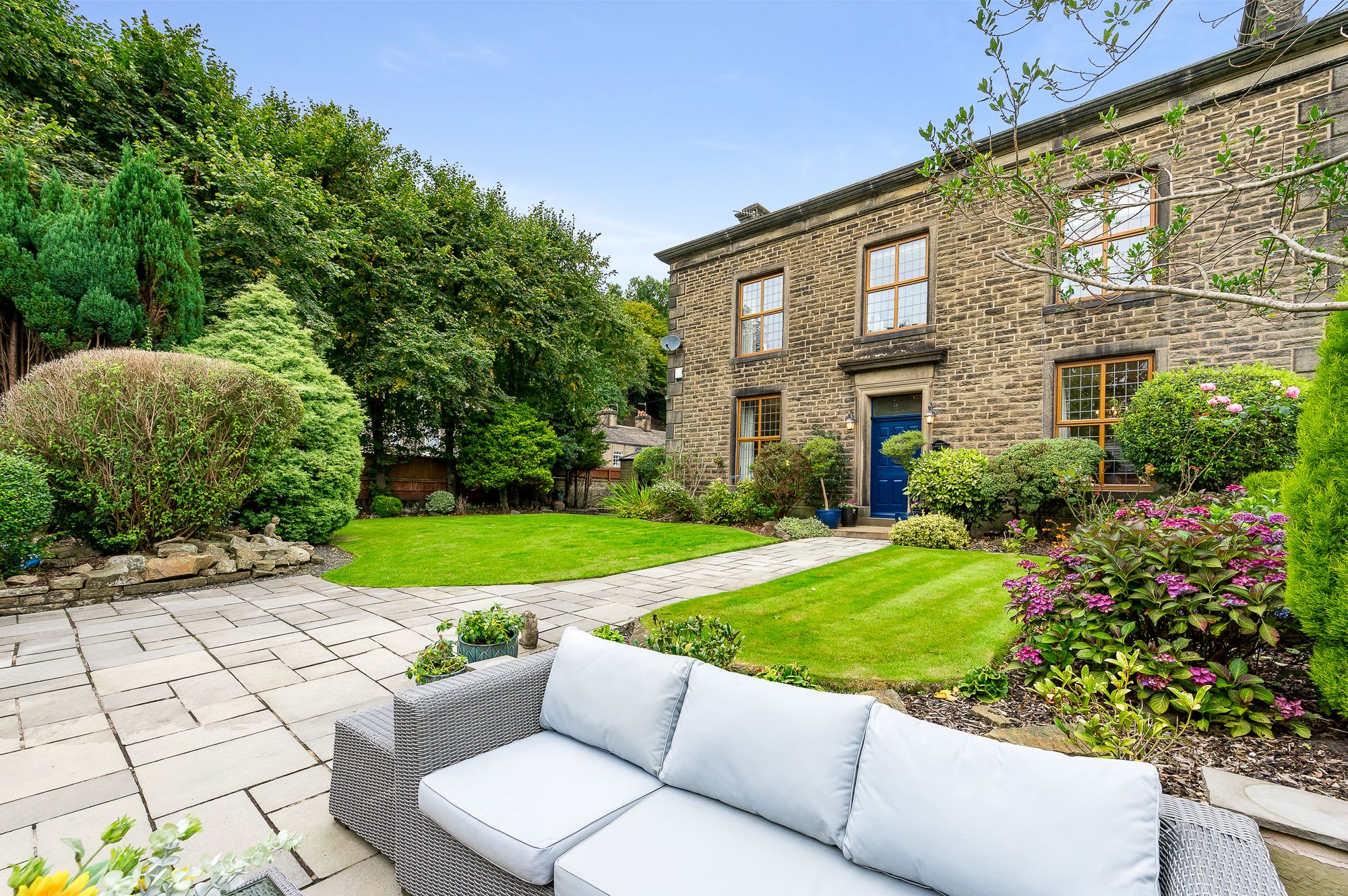 6 bed end of terrace house for sale in Burnley Road, Rossendale 4