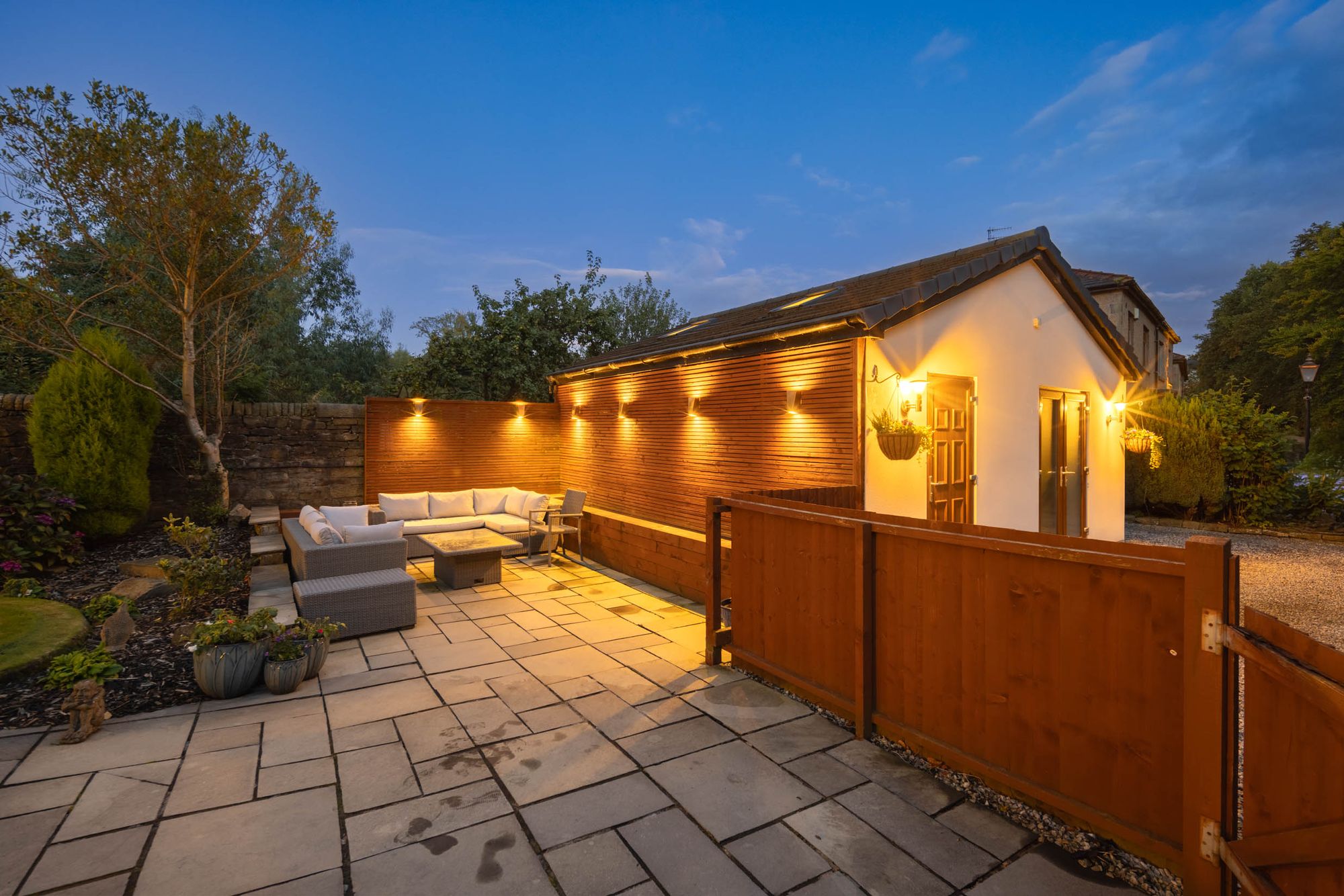 6 bed end of terrace house for sale in Burnley Road, Rossendale  - Property Image 54