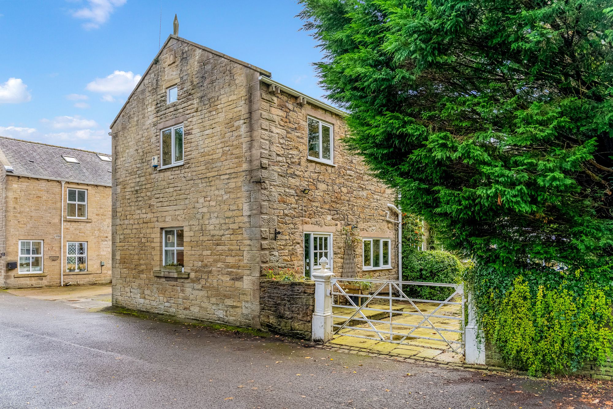 4 bed semi-detached house for sale in Alden Road, Rossendale  - Property Image 44