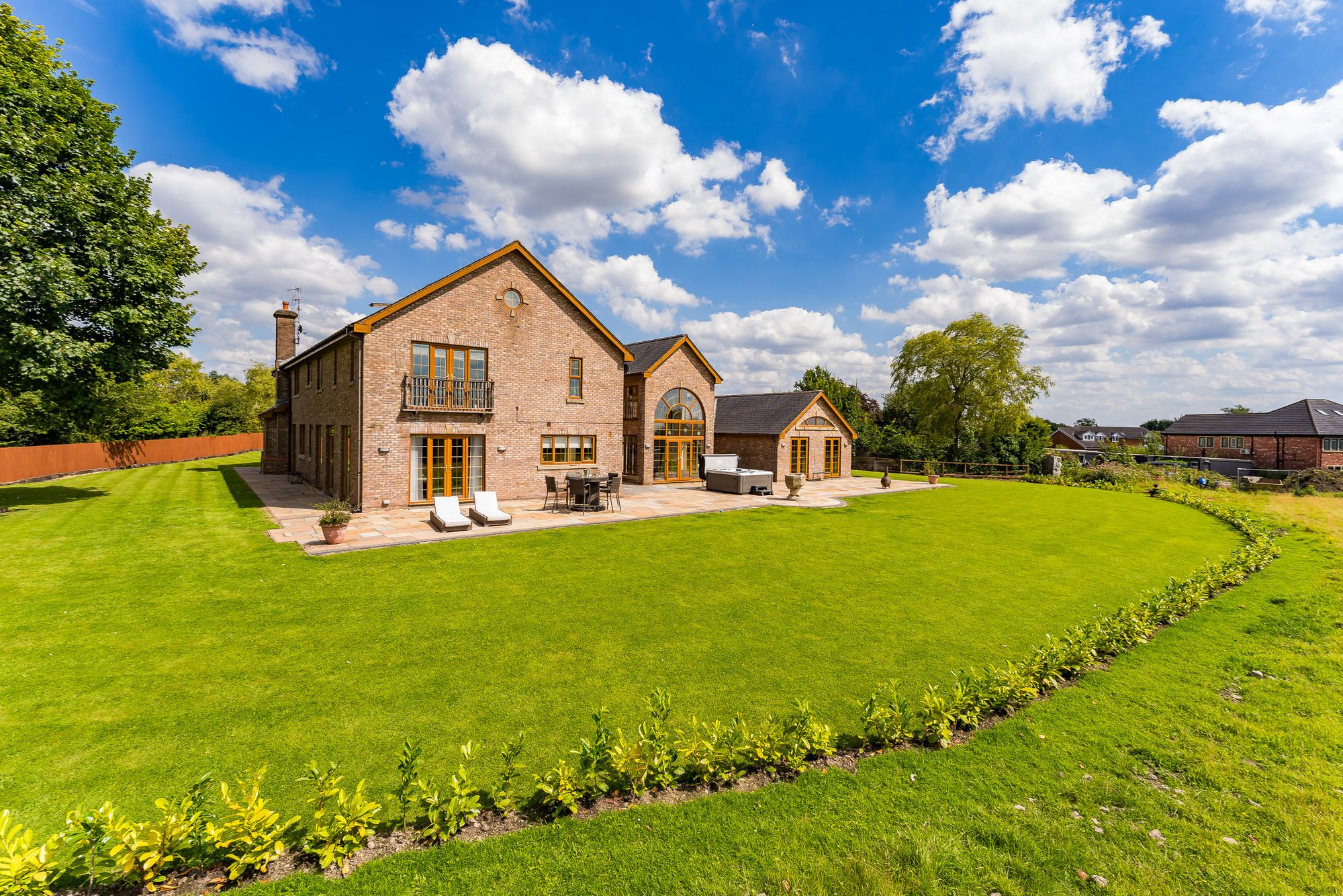 6 bed house for sale in Dobb Brow Road, Bolton  - Property Image 46