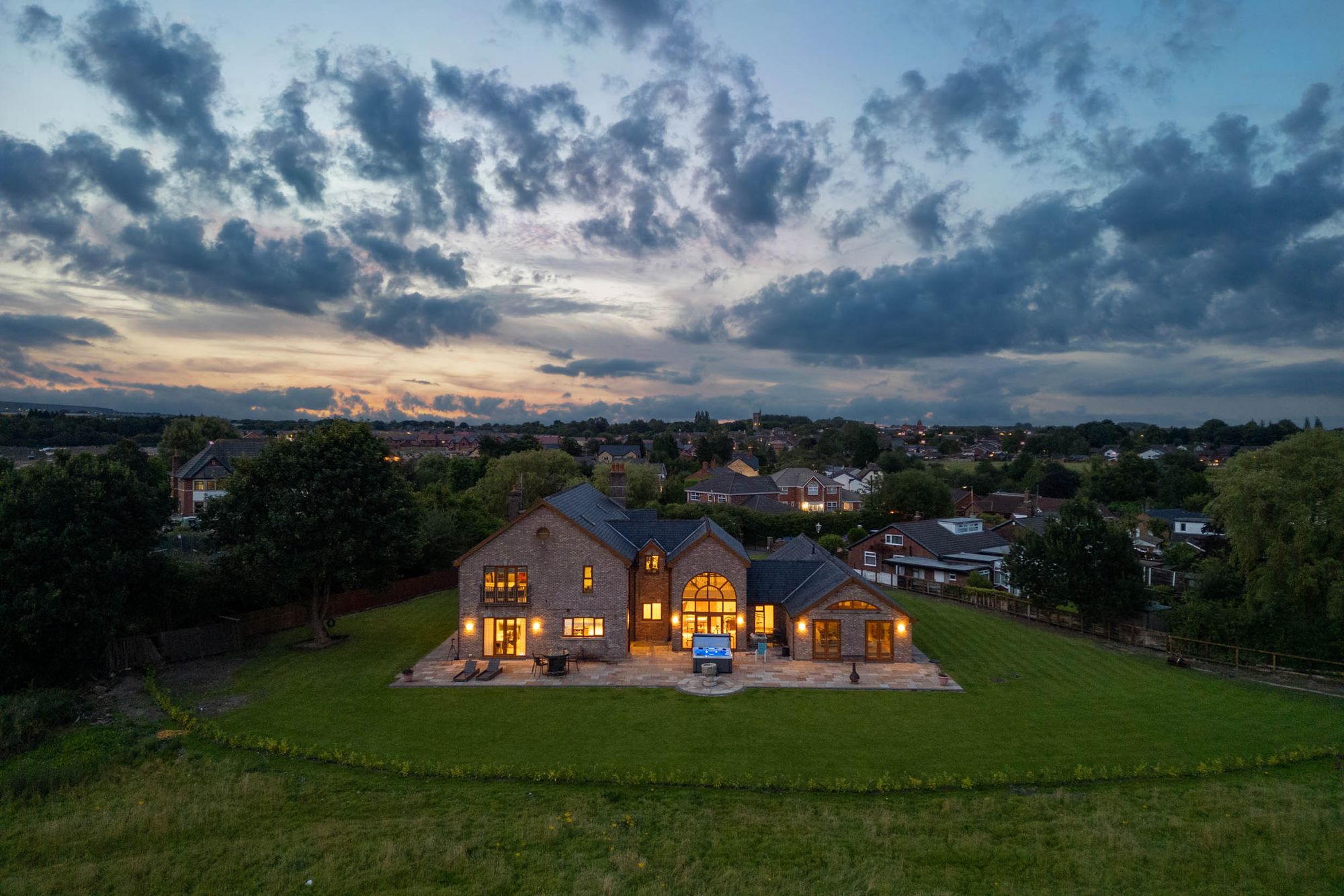 6 bed detached house for sale in Dobb Brow Road, Bolton  - Property Image 58