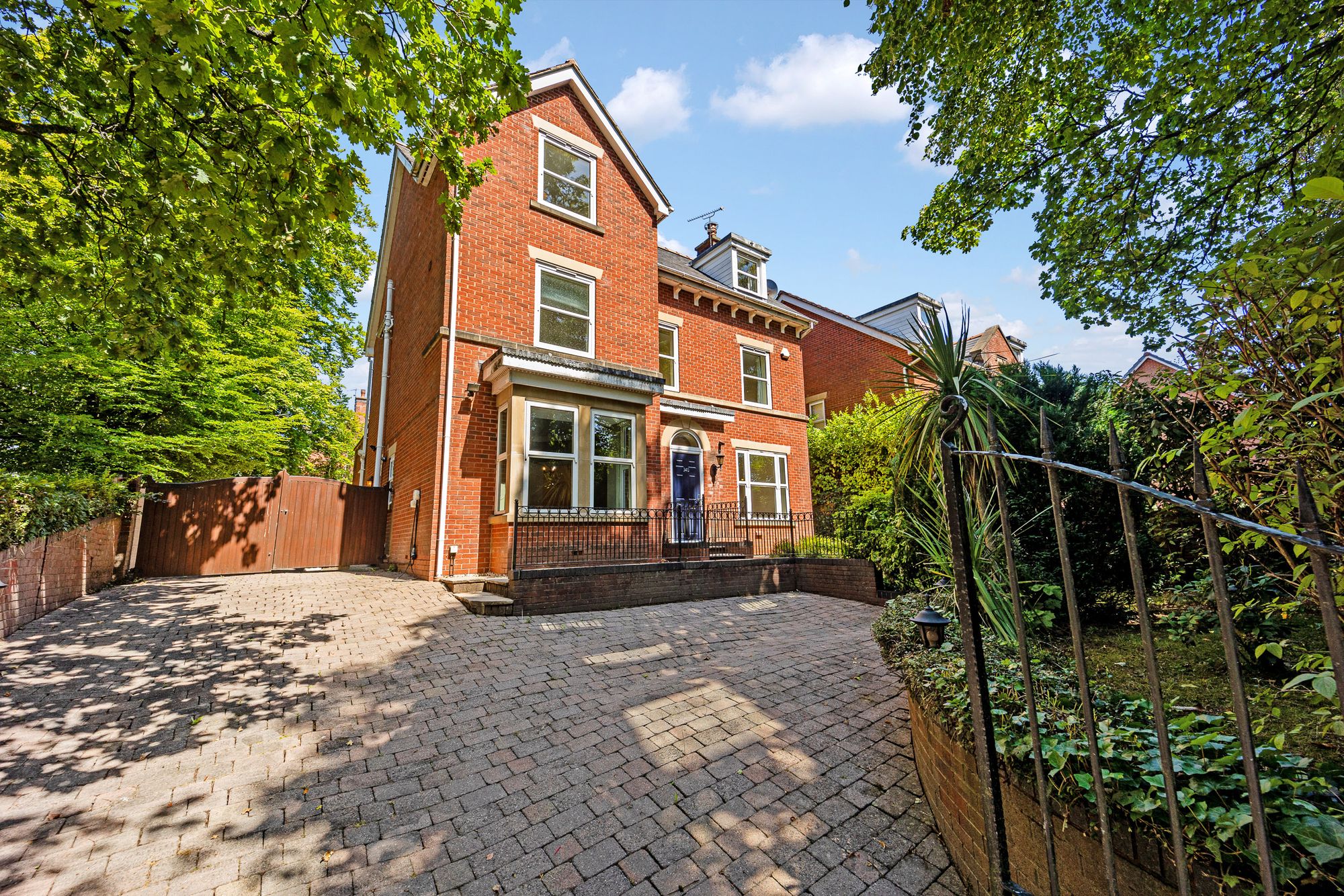 5 bed detached house for sale in Chorley New Road, Bolton 49