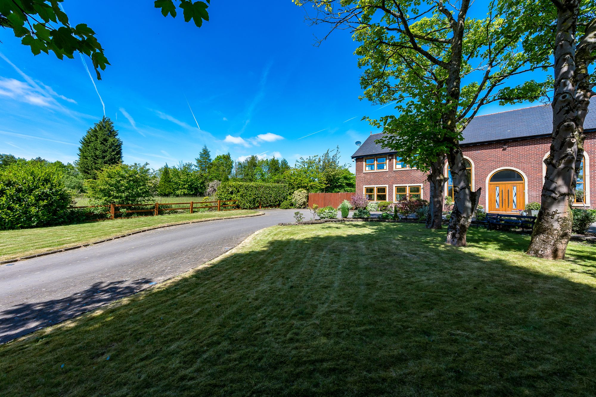 5 bed detached house for sale in Castle Road, Bury  - Property Image 41