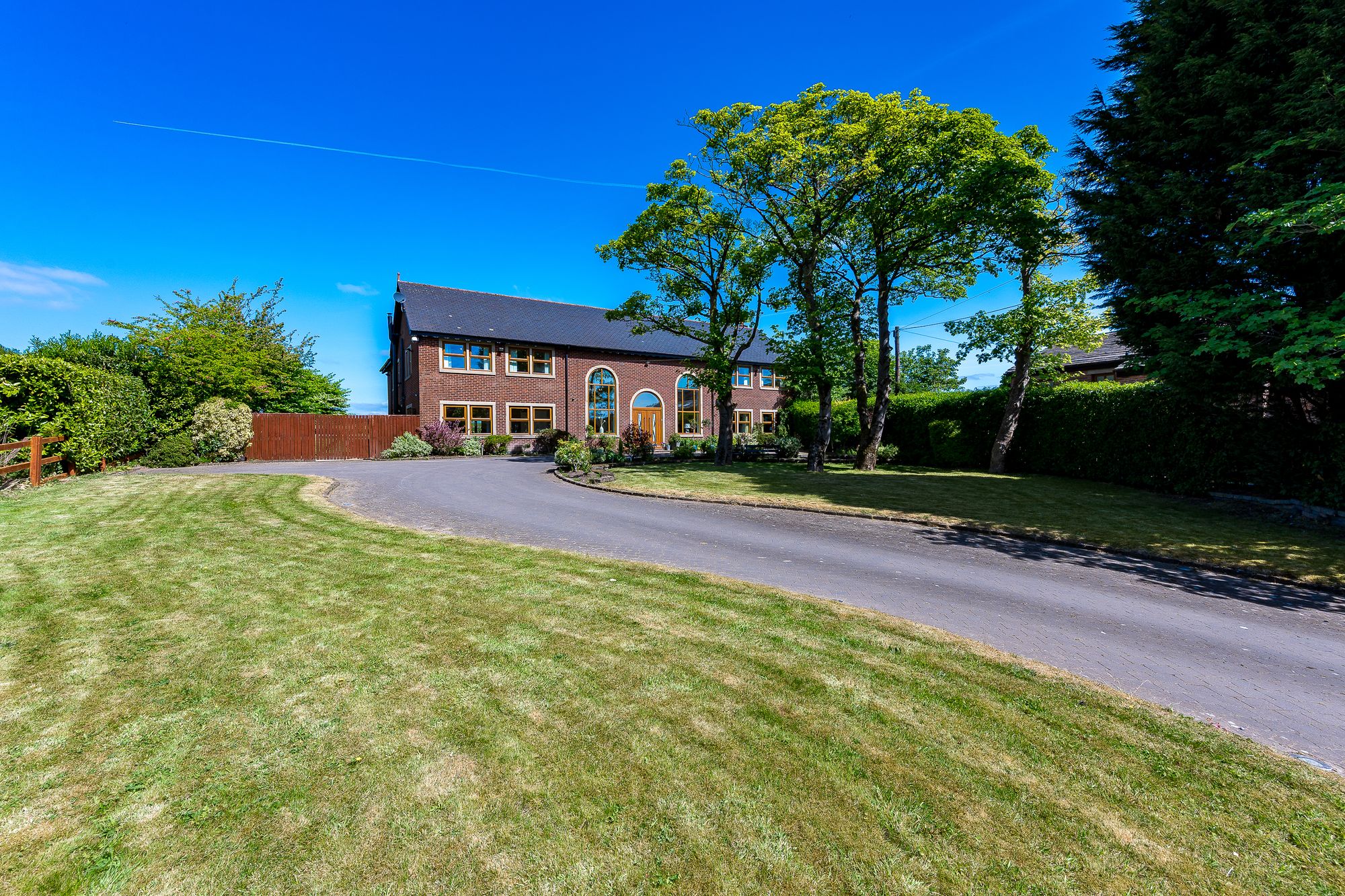 5 bed detached house for sale in Castle Road, Bury  - Property Image 40