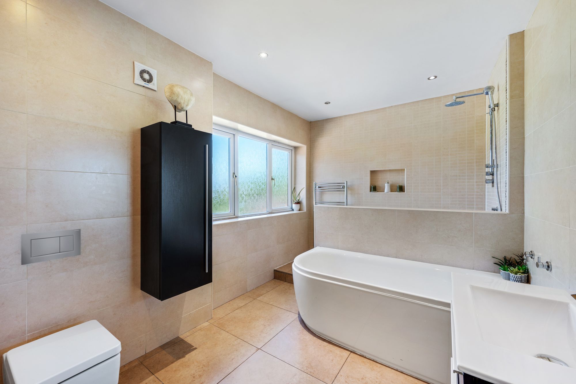 5 bed detached house for sale in Castle Road, Bury  - Property Image 32