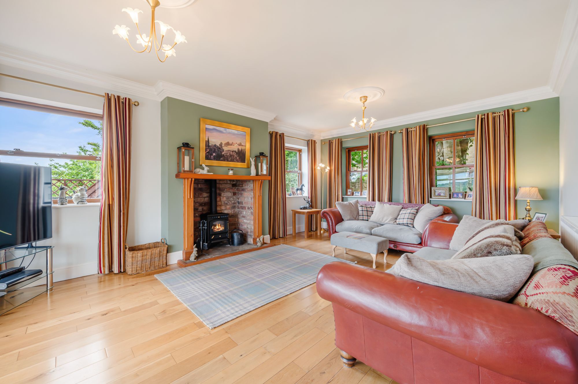 4 bed house for sale in Higher Summerseat, Bury  - Property Image 3