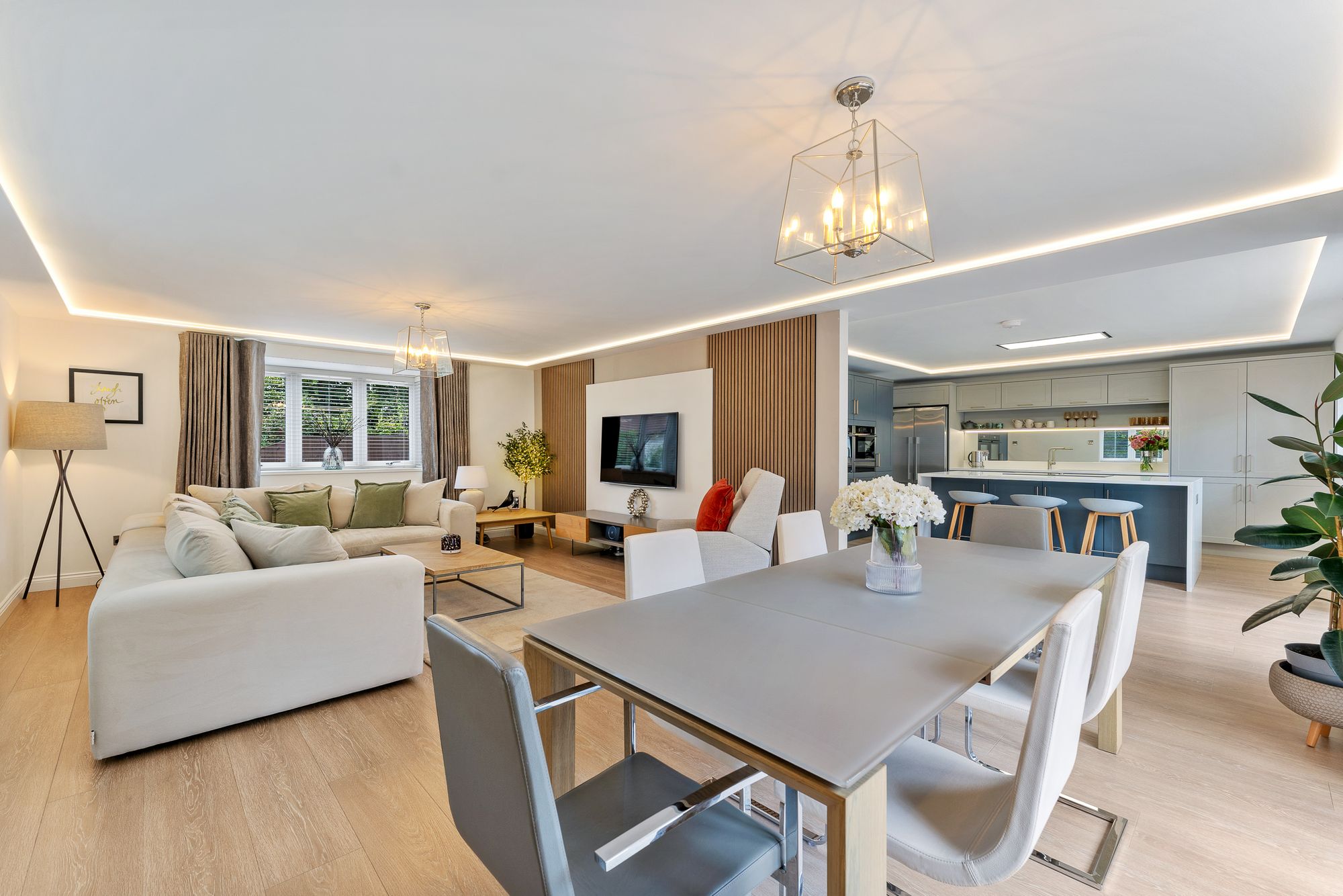 3 bed detached bungalow for sale in Dales Lane, Manchester 1