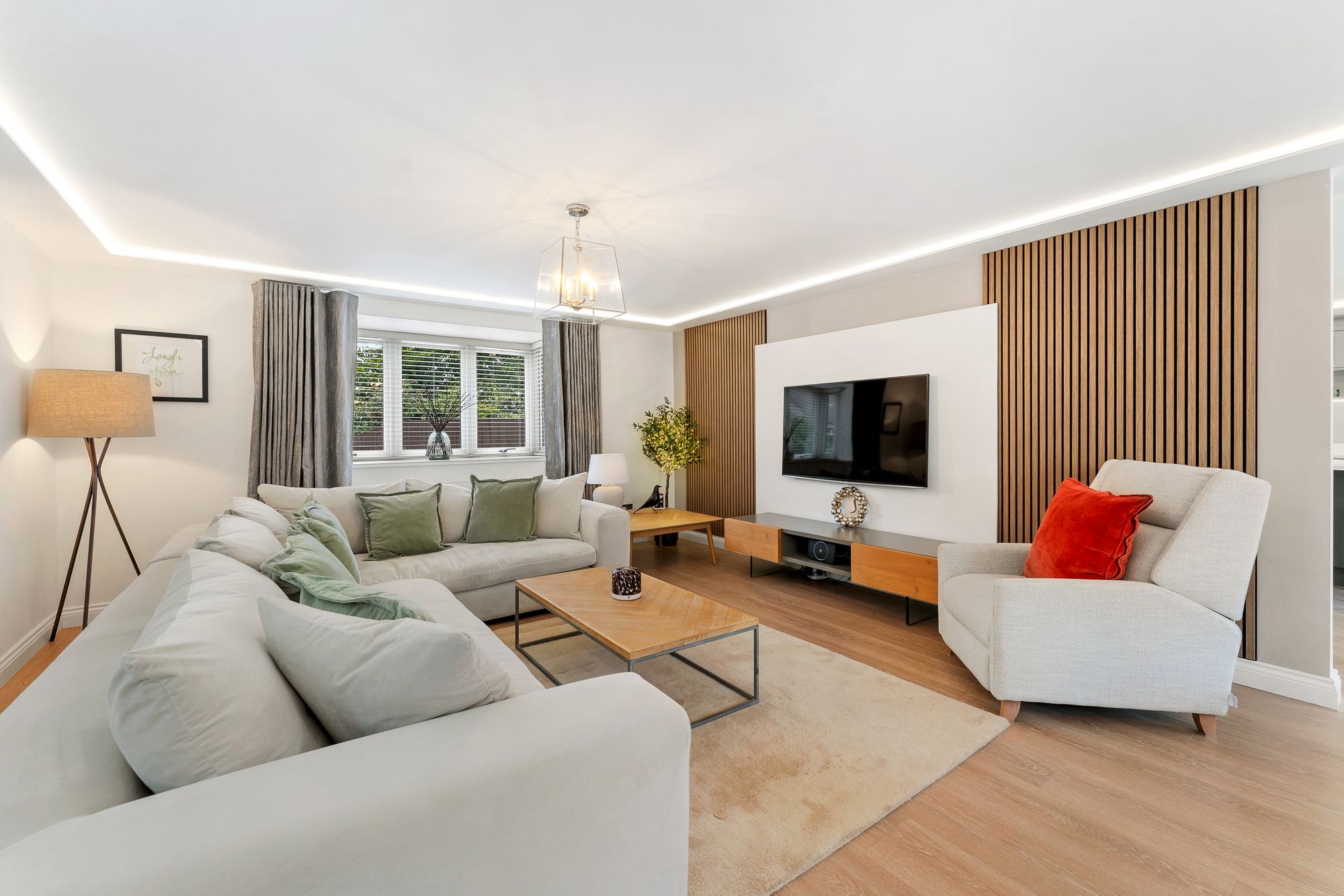 3 bed detached bungalow for sale in Dales Lane, Manchester 19