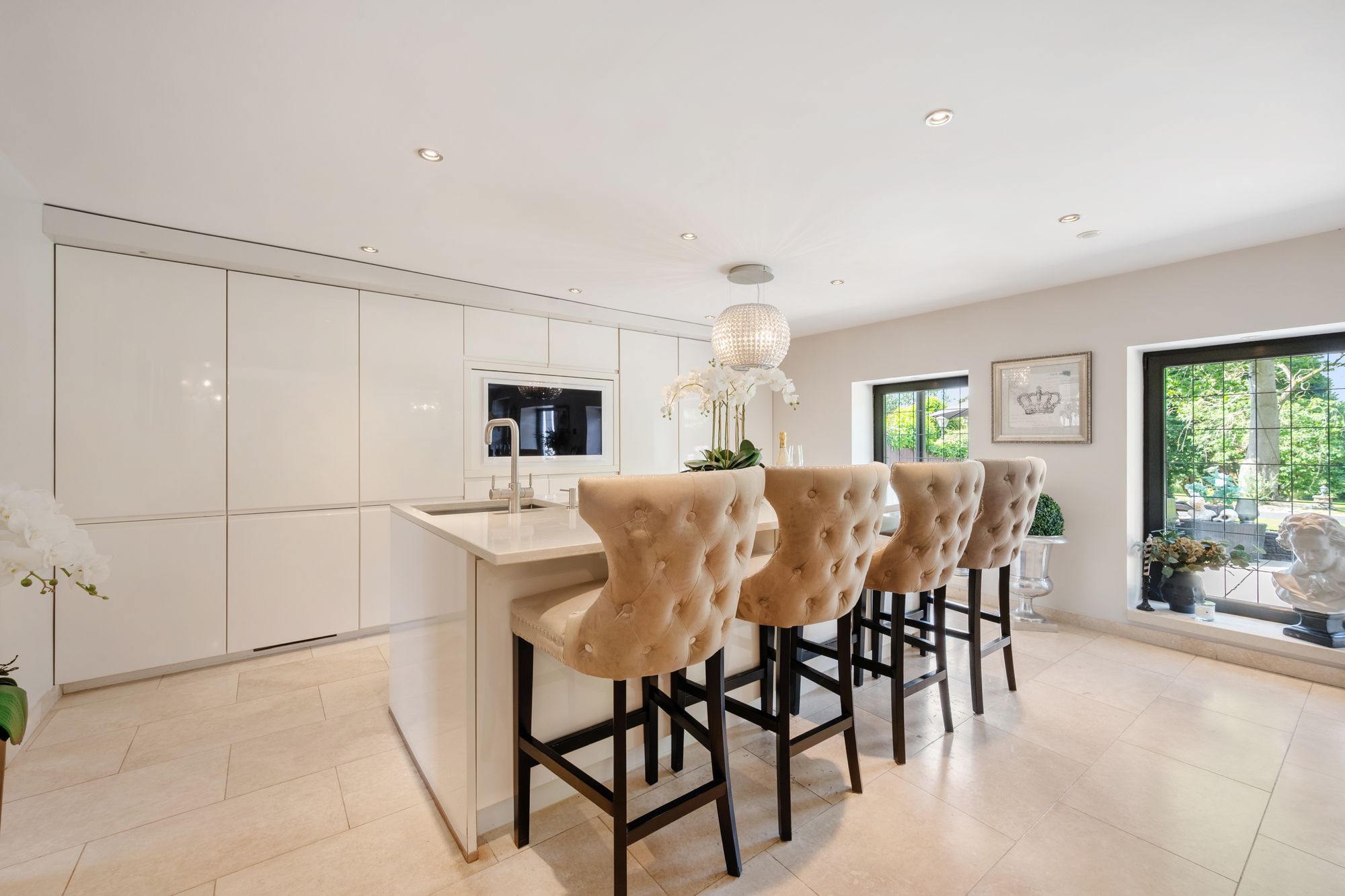 3 bed for sale in Clarkes Hill, Manchester  - Property Image 12