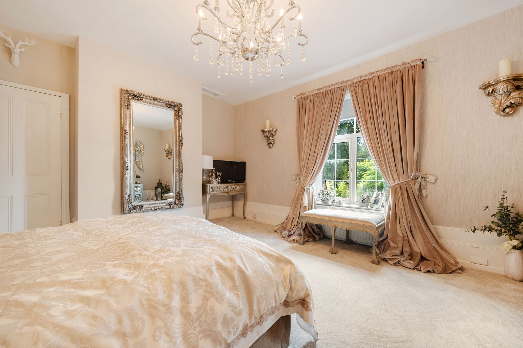 3 bed for sale in Clarkes Hill, Manchester  - Property Image 39