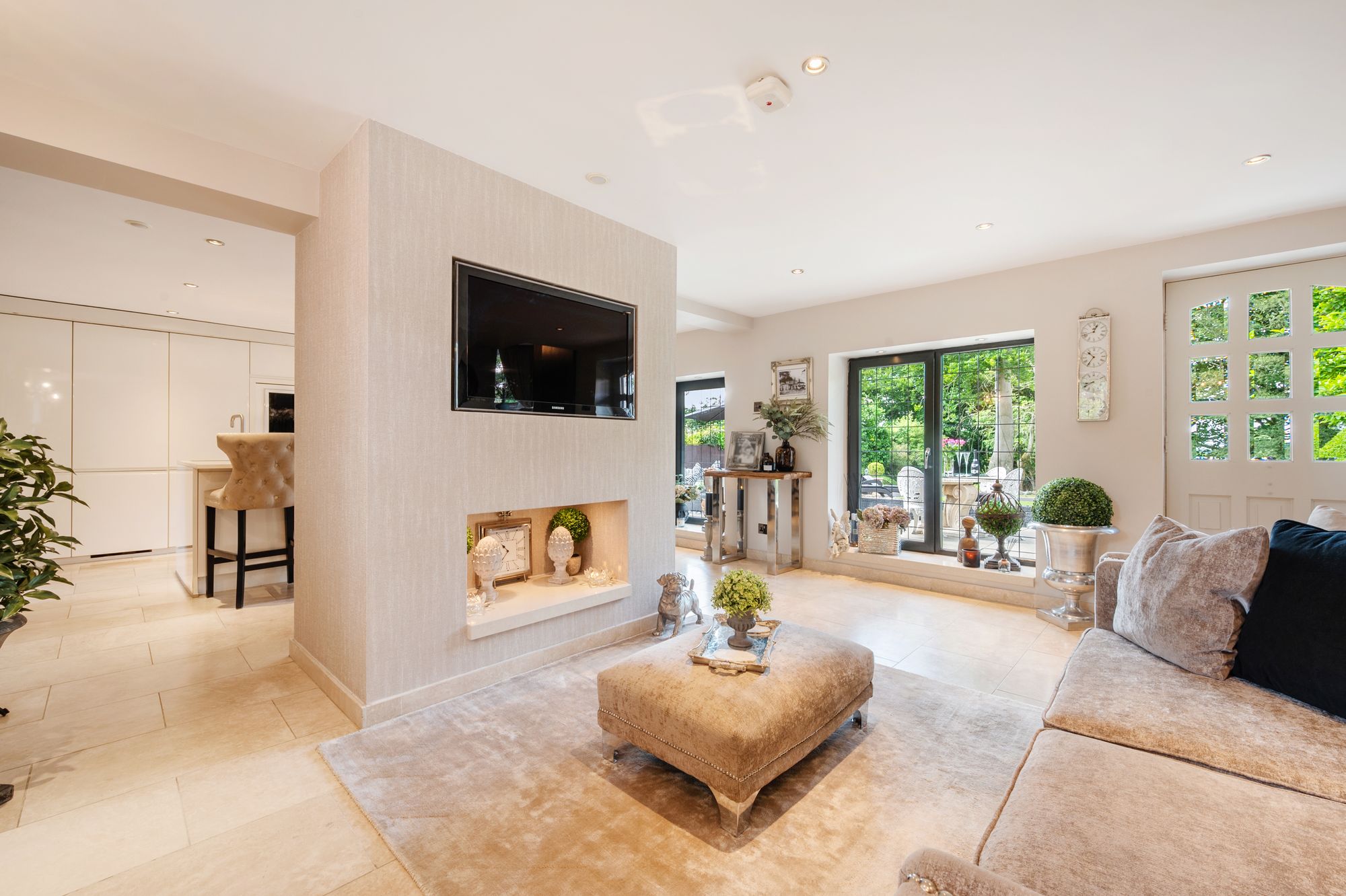 3 bed for sale in Clarkes Hill, Manchester 2