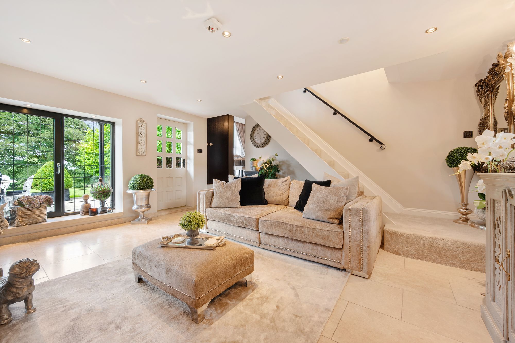 3 bed for sale in Clarkes Hill, Manchester  - Property Image 9