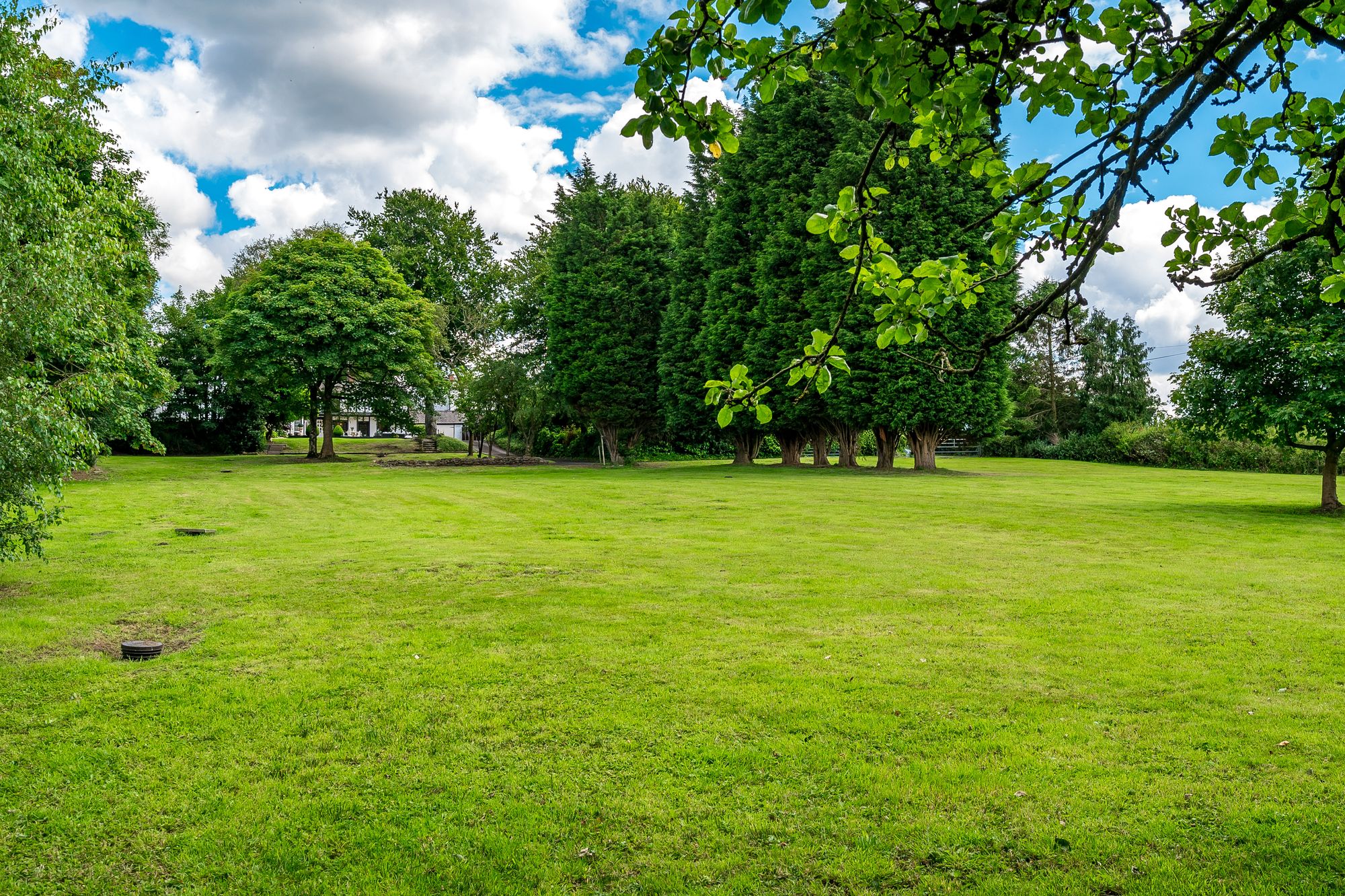 3 bed for sale in Clarkes Hill, Manchester  - Property Image 60