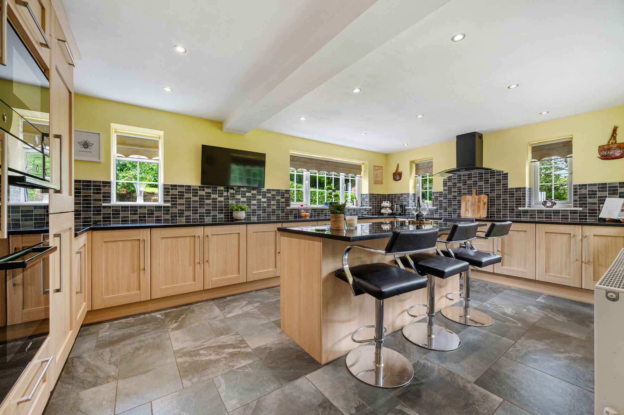 4 bed house for sale in Heap Brow, Bury  - Property Image 3